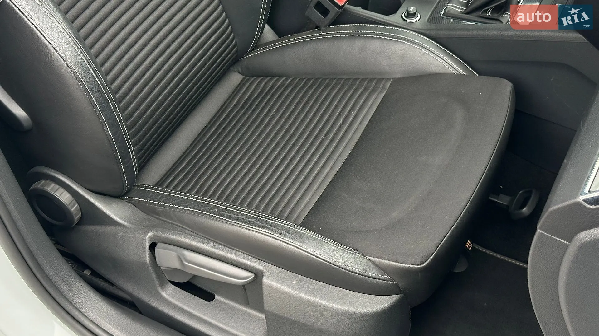 2015 Skoda Octavia - мініатюра 78