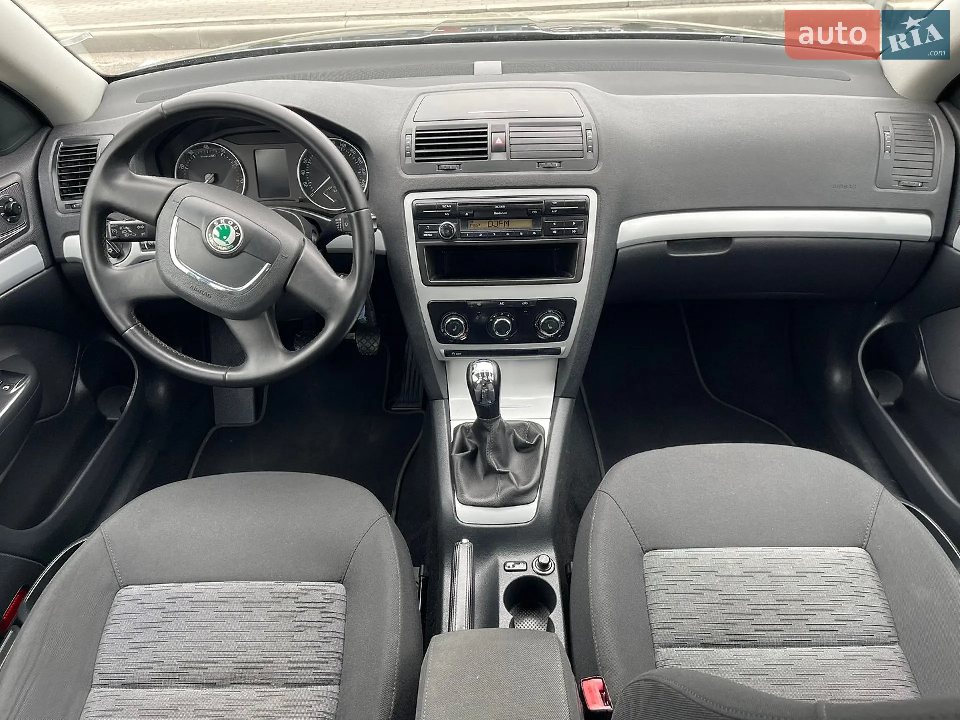 2011 Skoda Octavia - мініатюра 38