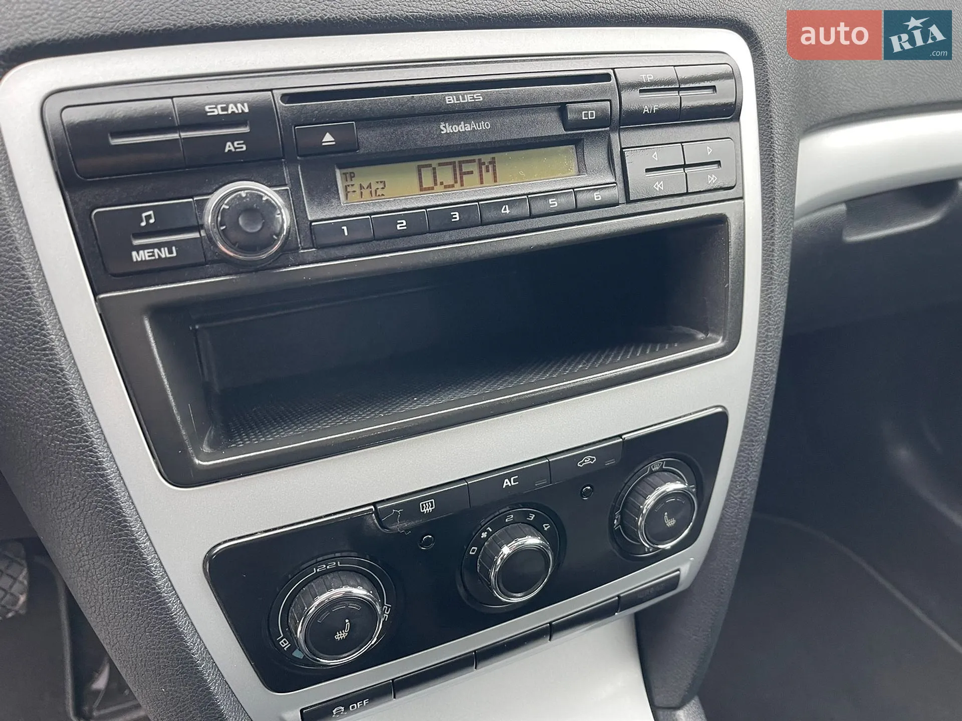 2011 Skoda Octavia - мініатюра 52