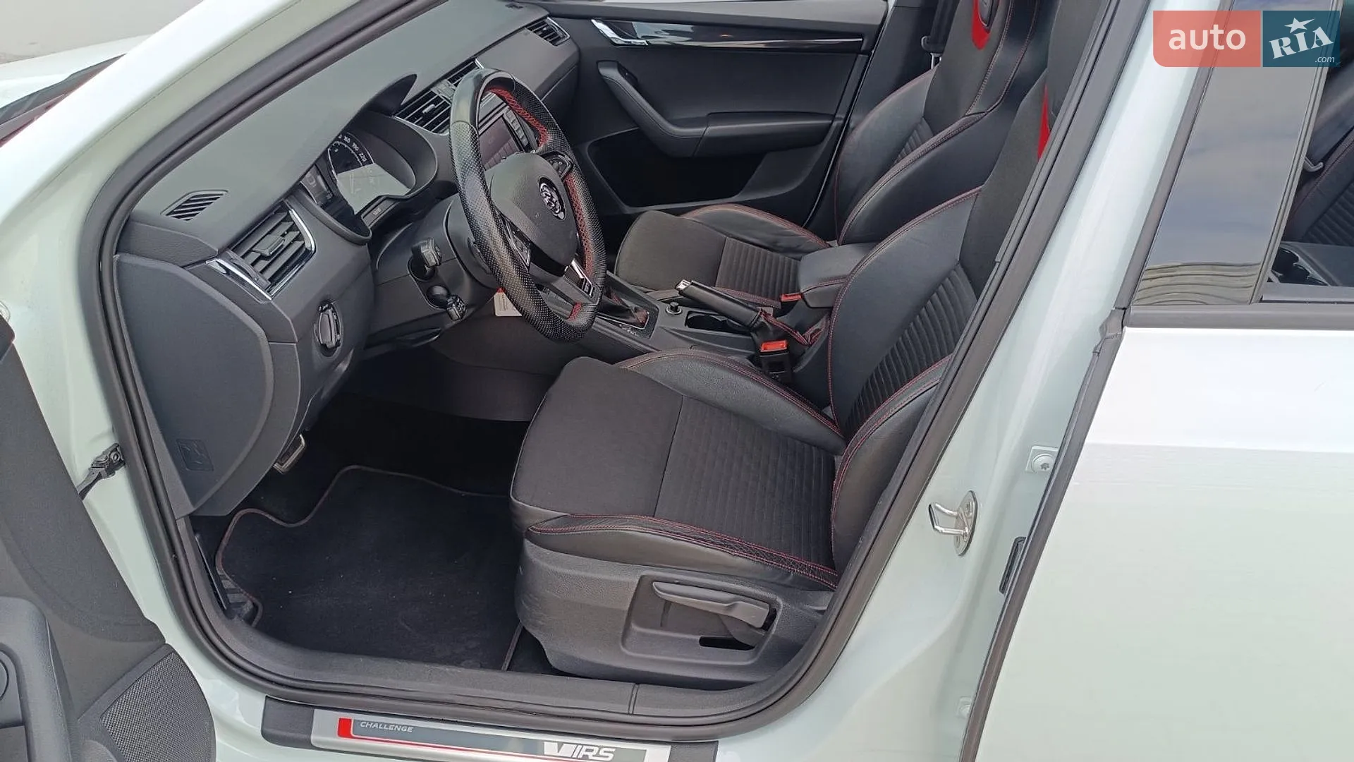 2015 Skoda Octavia - мініатюра 11