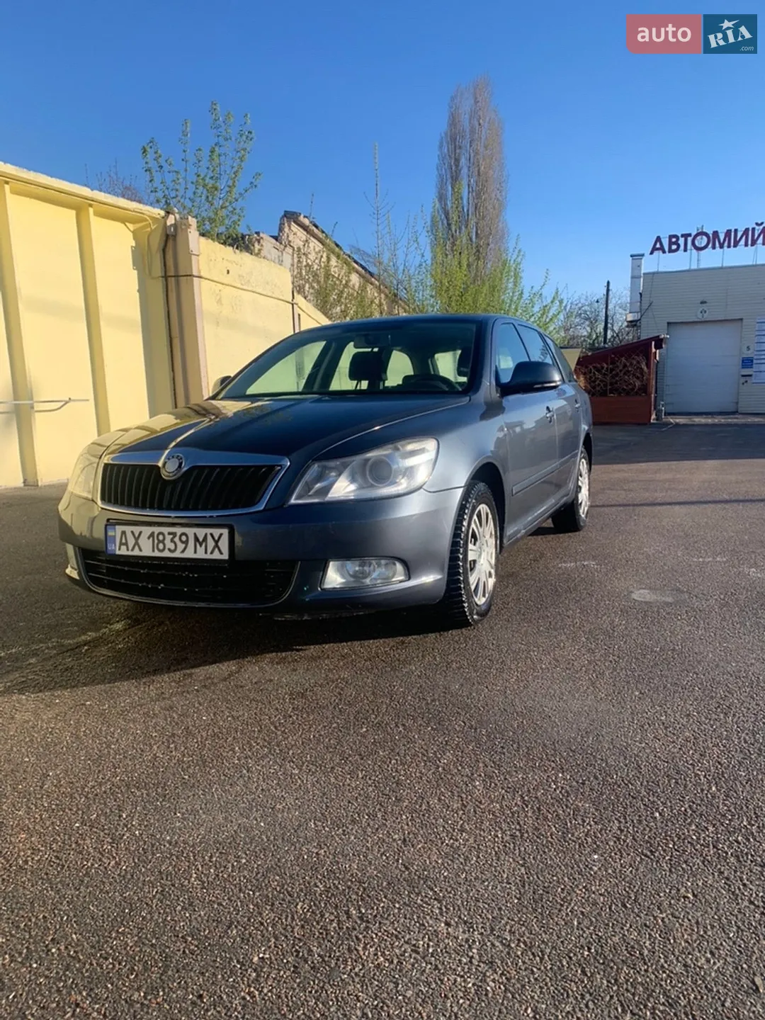 2010 Skoda Octavia - мініатюра 2