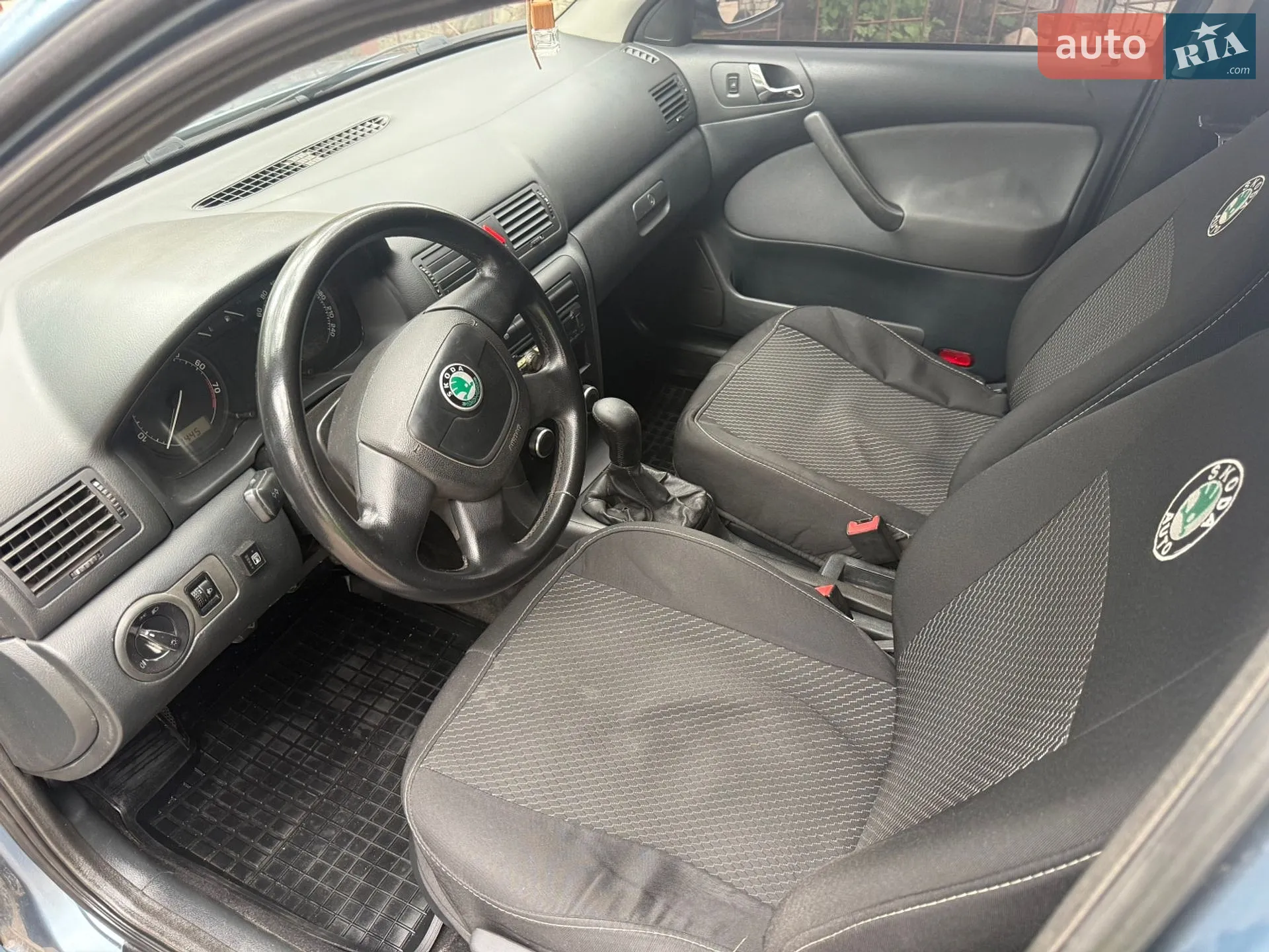 2010 Skoda Octavia - мініатюра 17