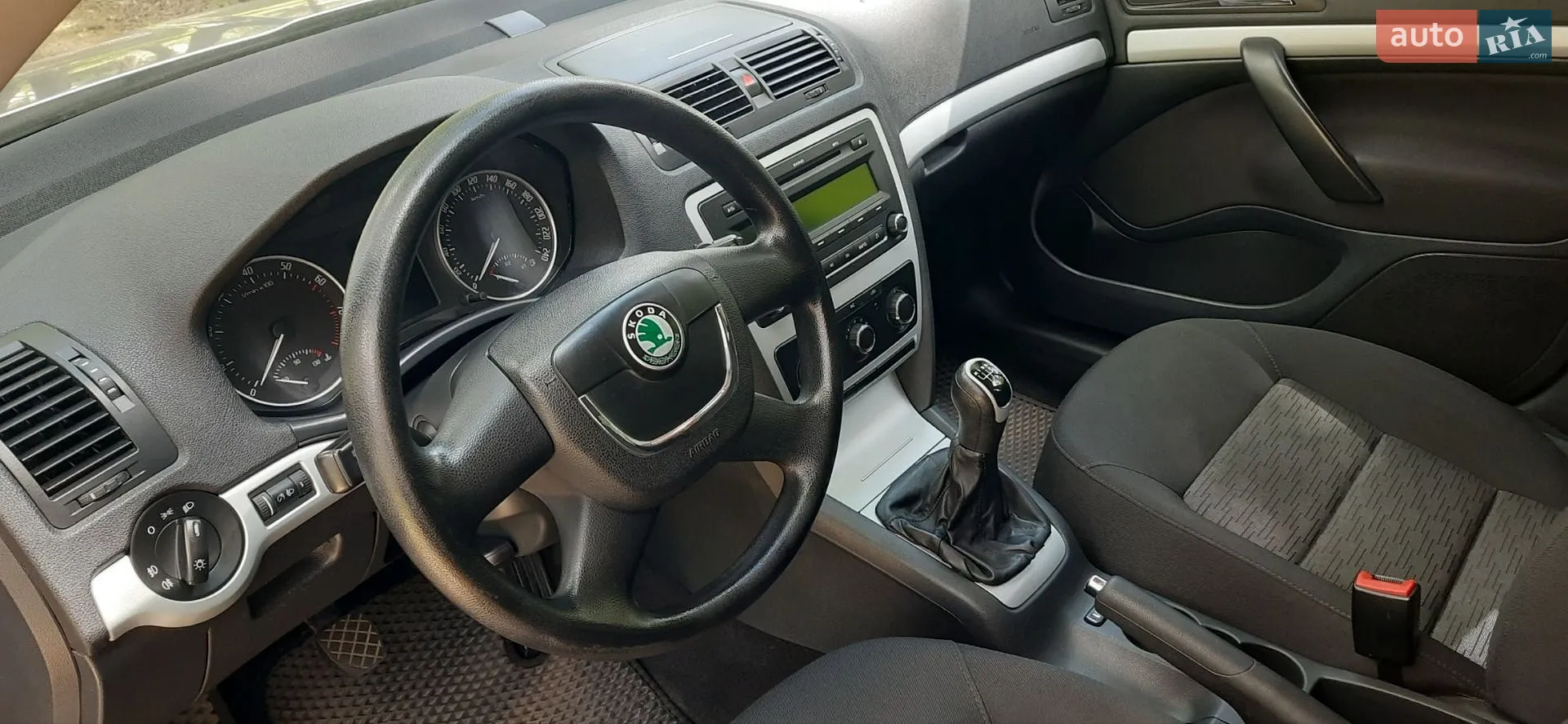2010 Skoda Octavia - мініатюра 7