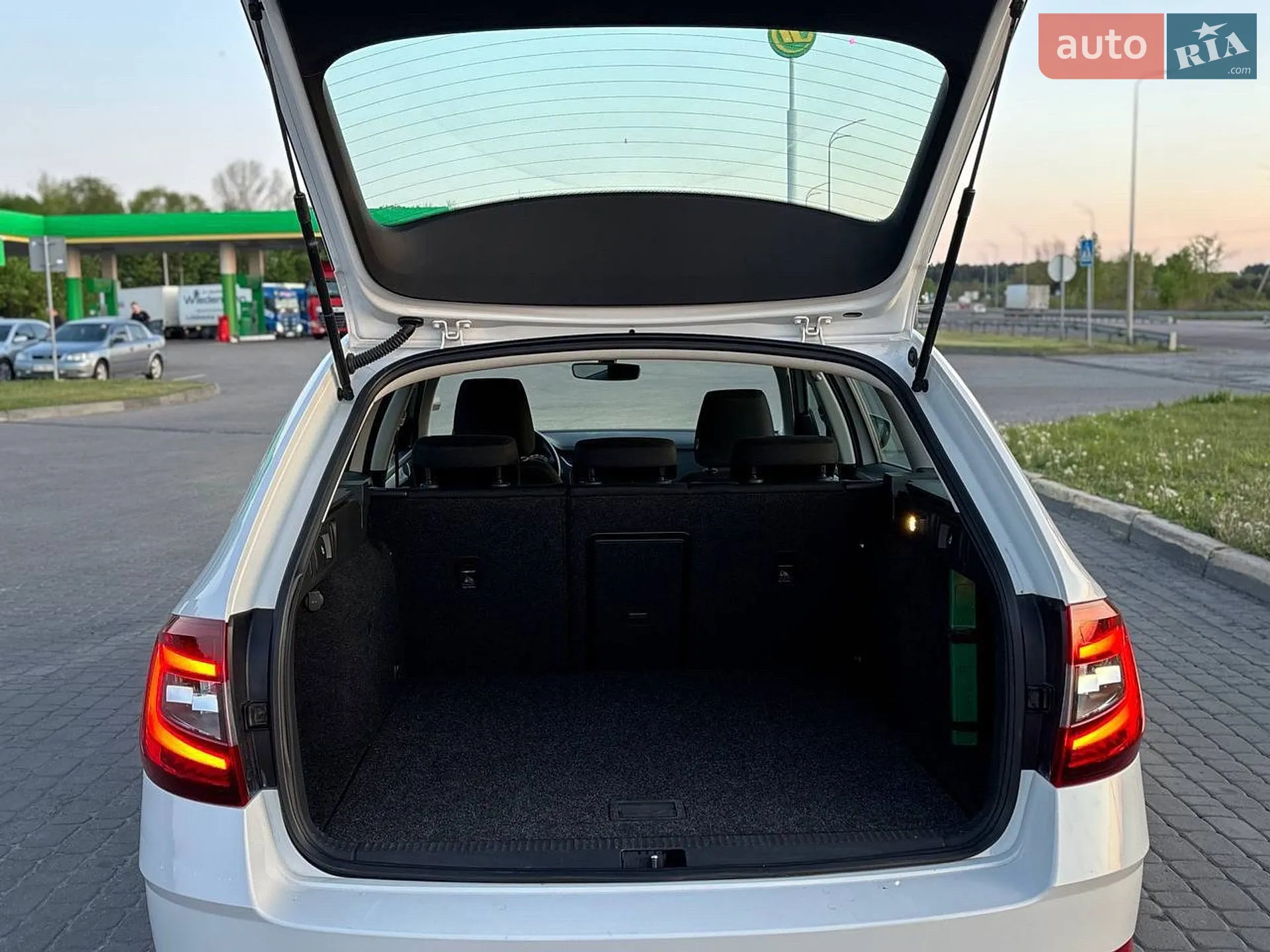 2018 Skoda Octavia - мініатюра 26