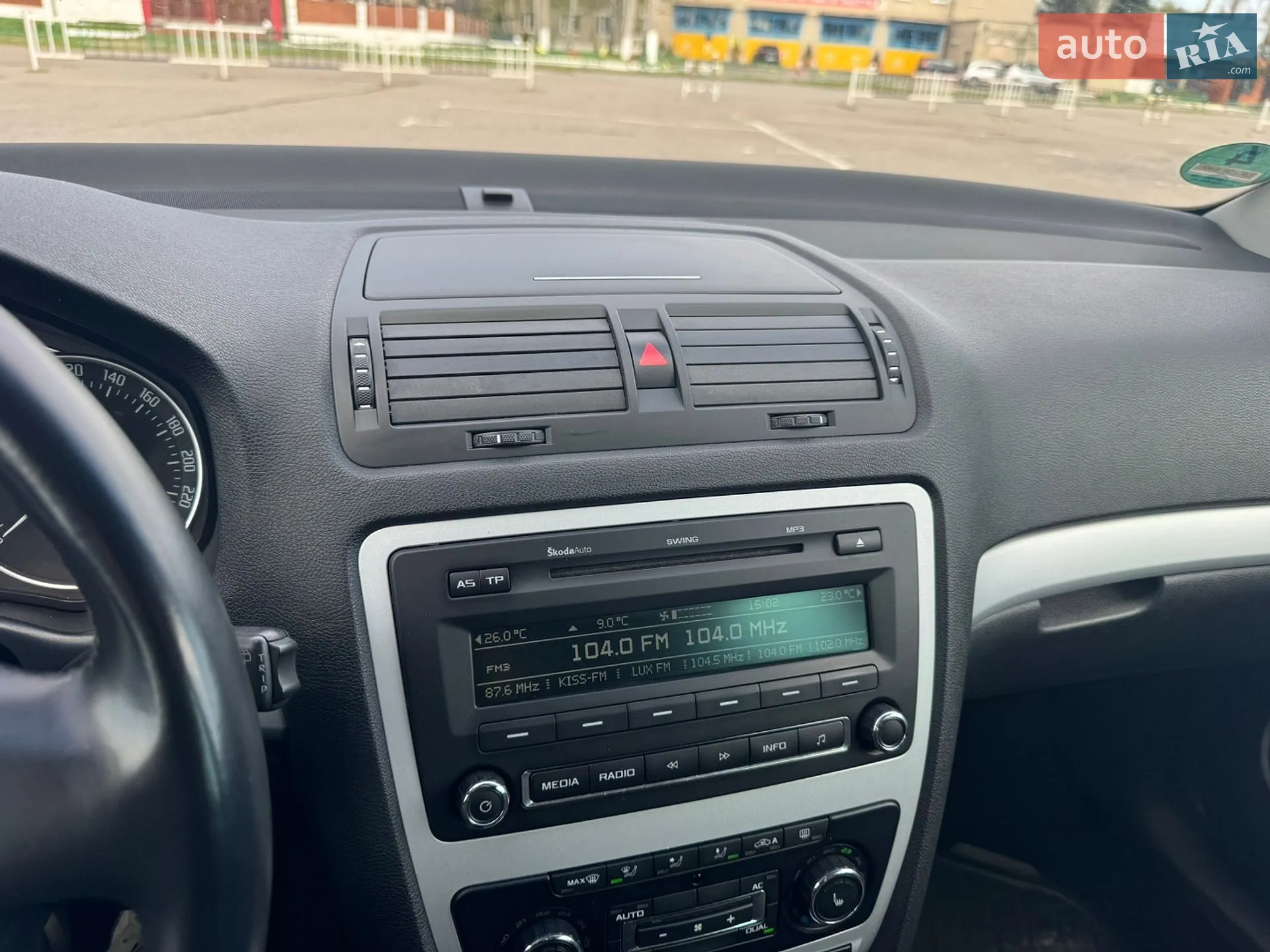 2011 Skoda Octavia - мініатюра 13