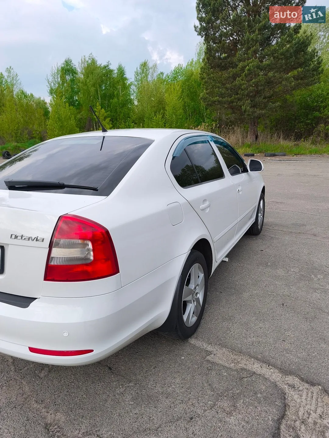 2011 Skoda Octavia - мініатюра 10