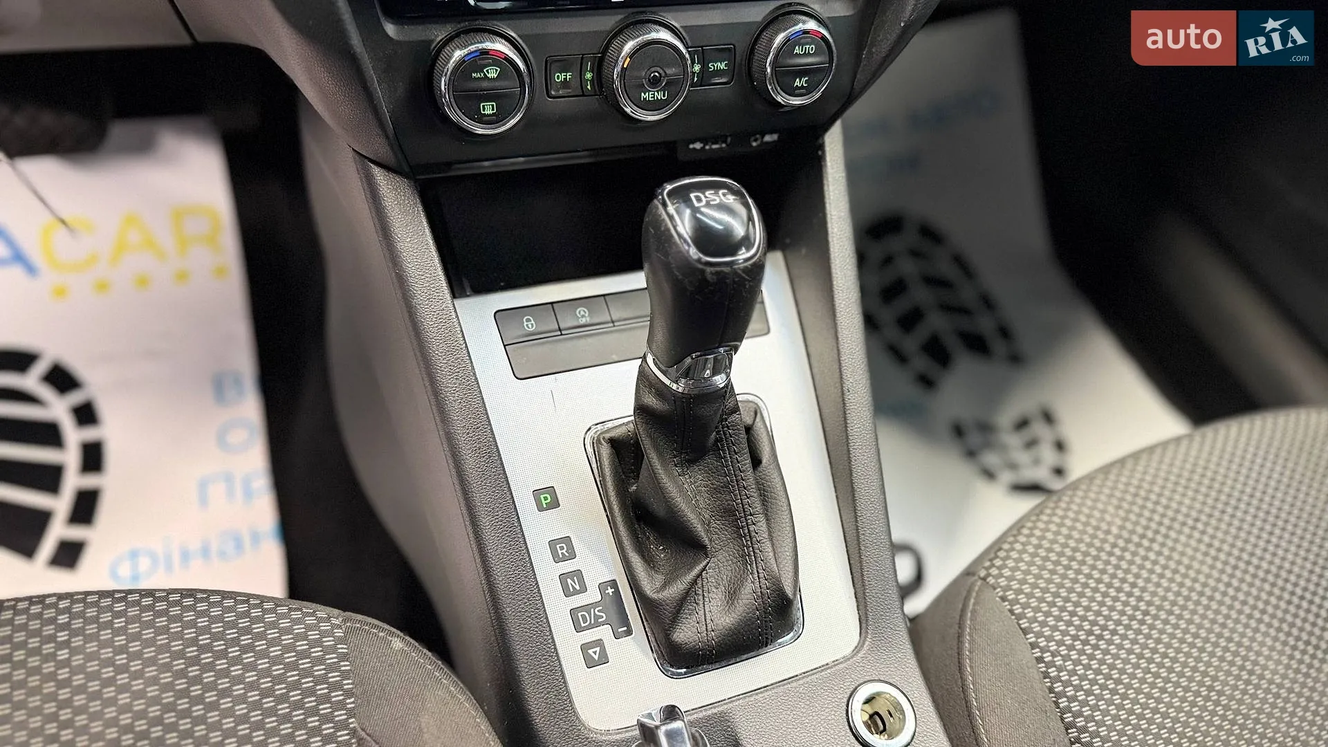 2016 Skoda Octavia - мініатюра 20