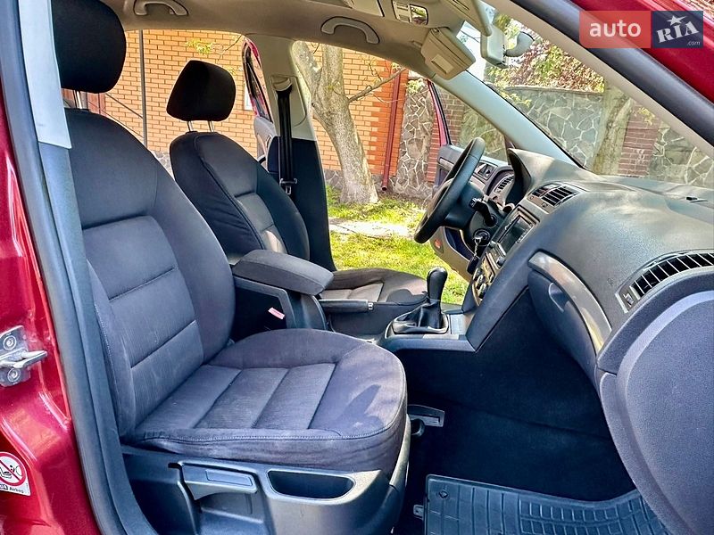 Лифтбек Skoda Octavia 2005 в Киеве