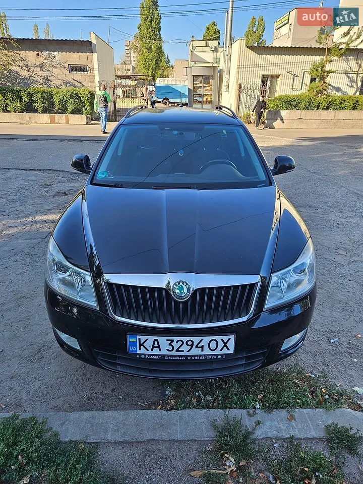 2010 Skoda Octavia - мініатюра 27