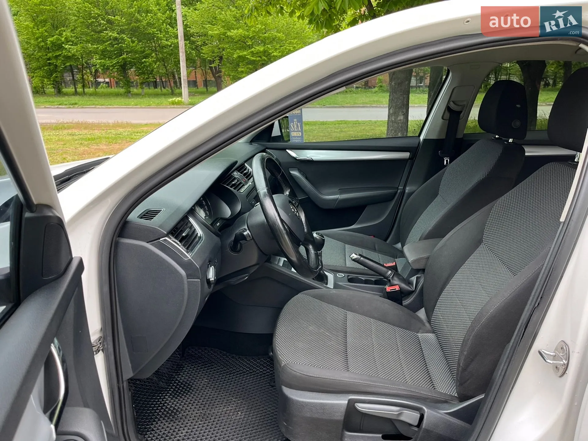 2013 Skoda Octavia - мініатюра 17