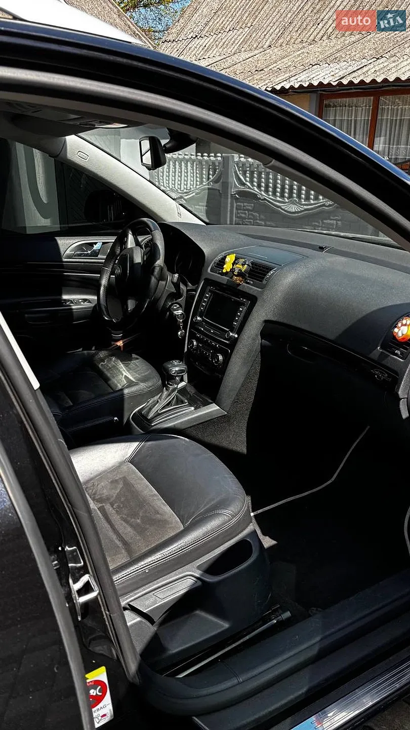 2010 Skoda Octavia - мініатюра 29