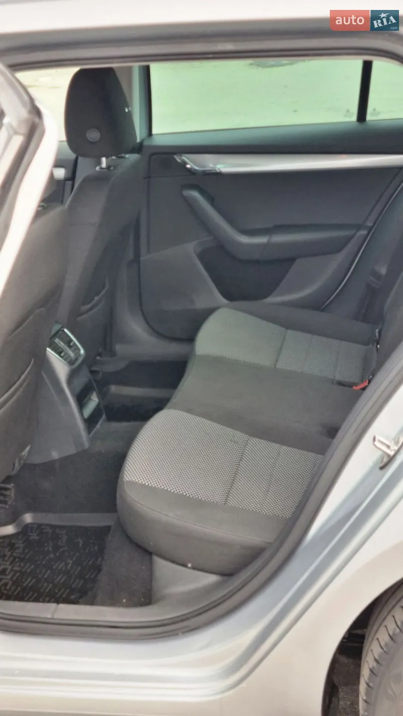 2013 Skoda Octavia - мініатюра 11