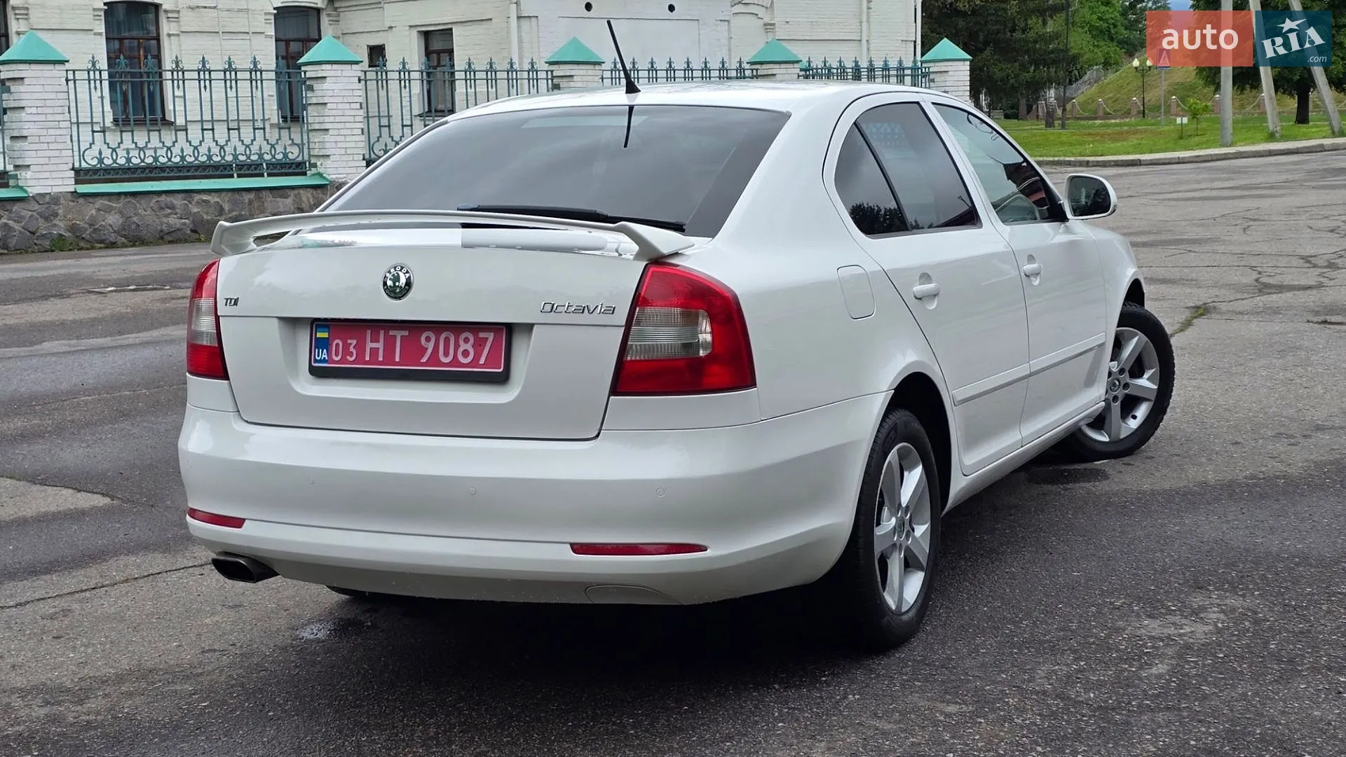 2013 Skoda Octavia - мініатюра 22