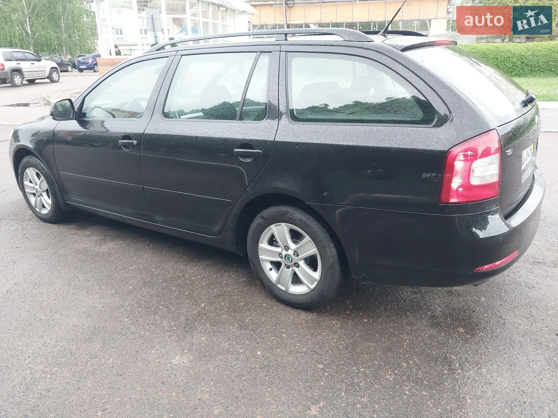 2011 Skoda Octavia - мініатюра 2