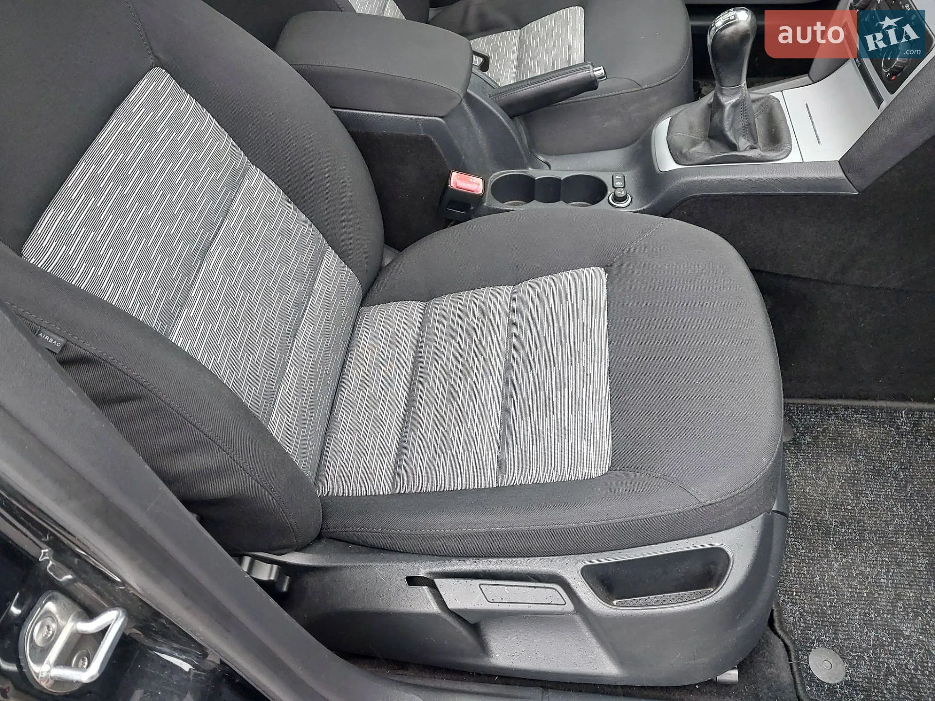 2011 Skoda Octavia - мініатюра 13