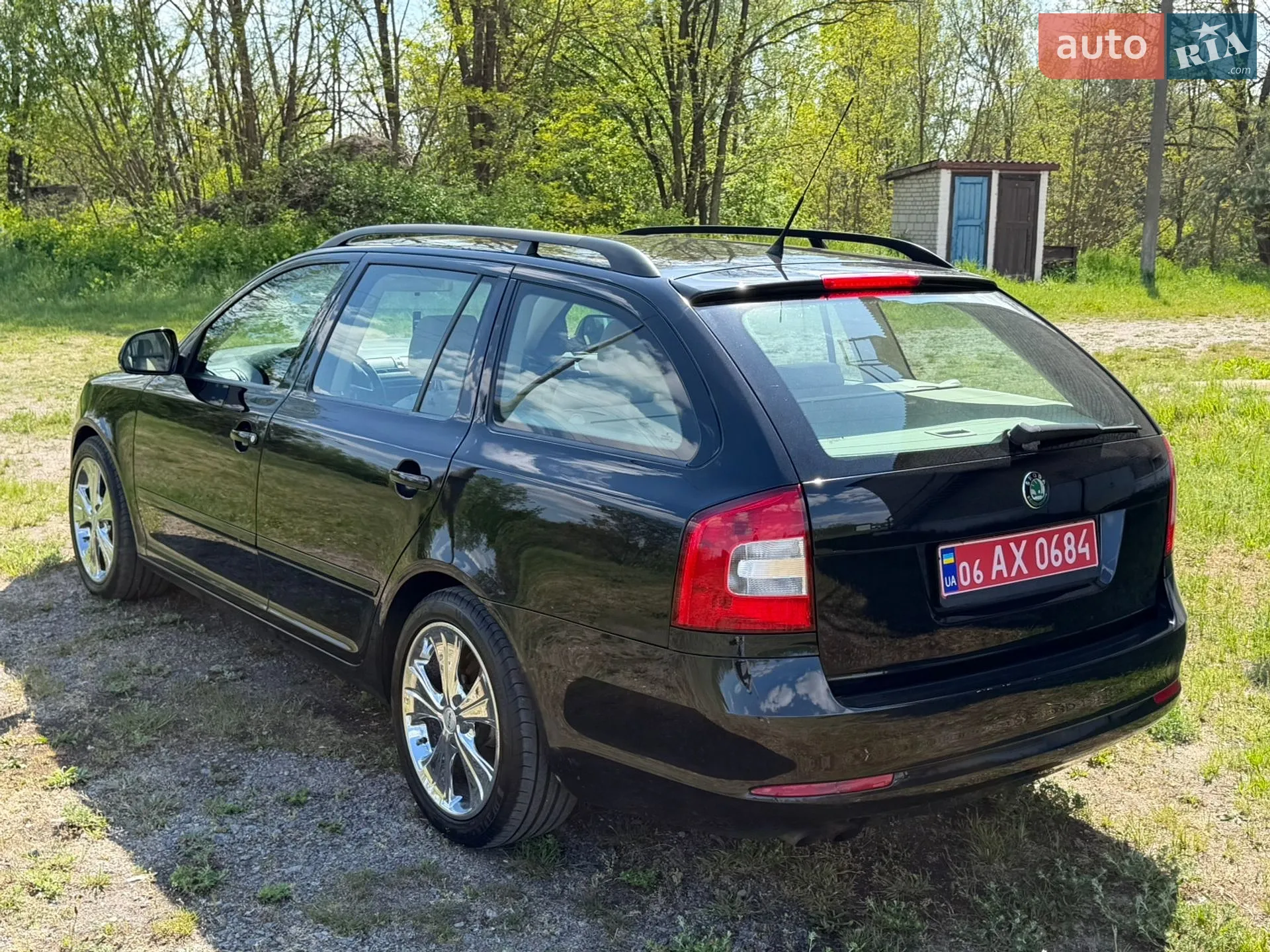 2010 Skoda Octavia - мініатюра 11