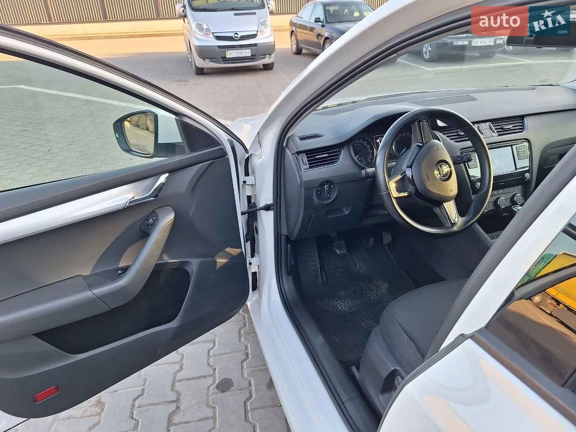 2017 Skoda Octavia - мініатюра 23
