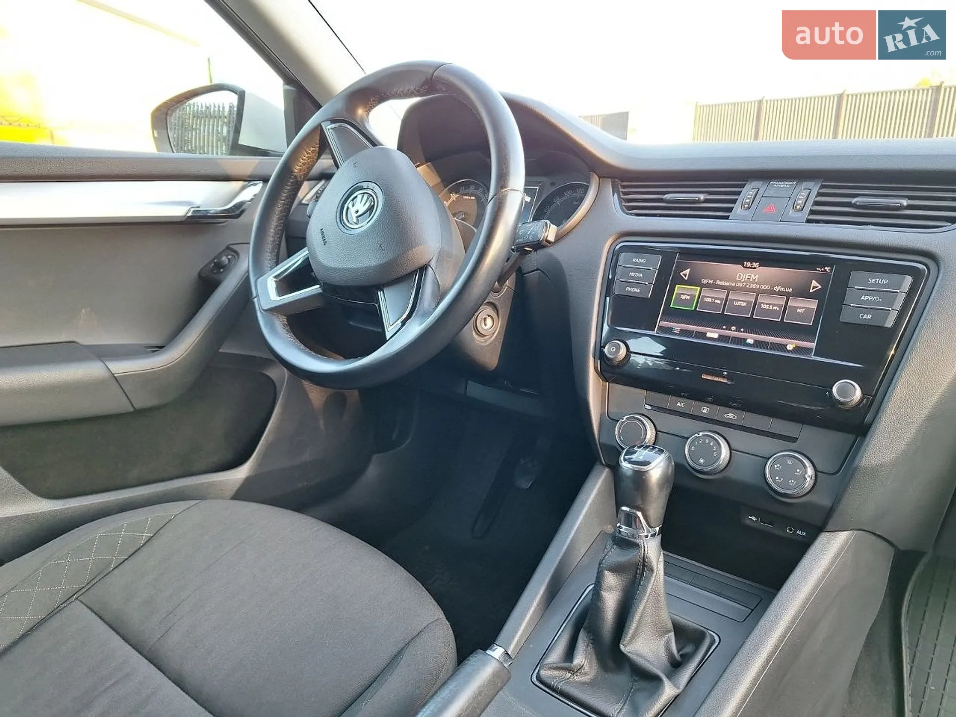 2017 Skoda Octavia - мініатюра 16