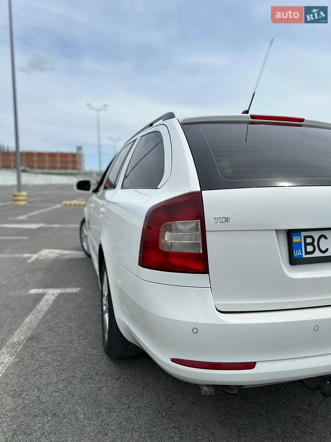 2010 Skoda Octavia - мініатюра 9