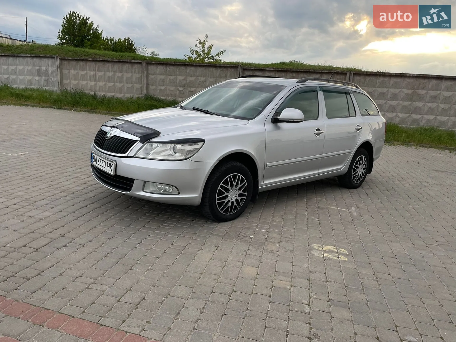 2012 Skoda Octavia - фото 1