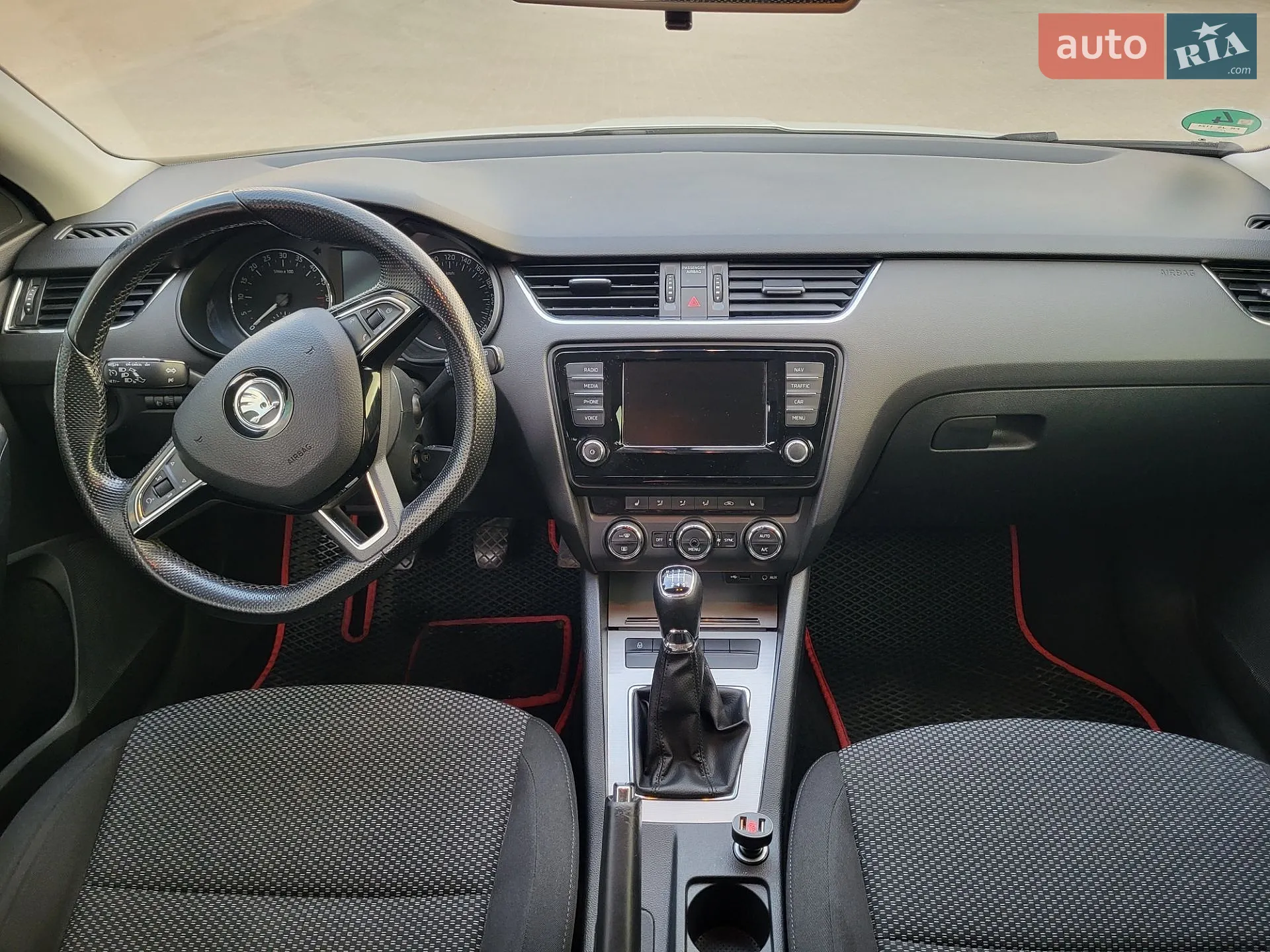 2015 Skoda Octavia - мініатюра 18