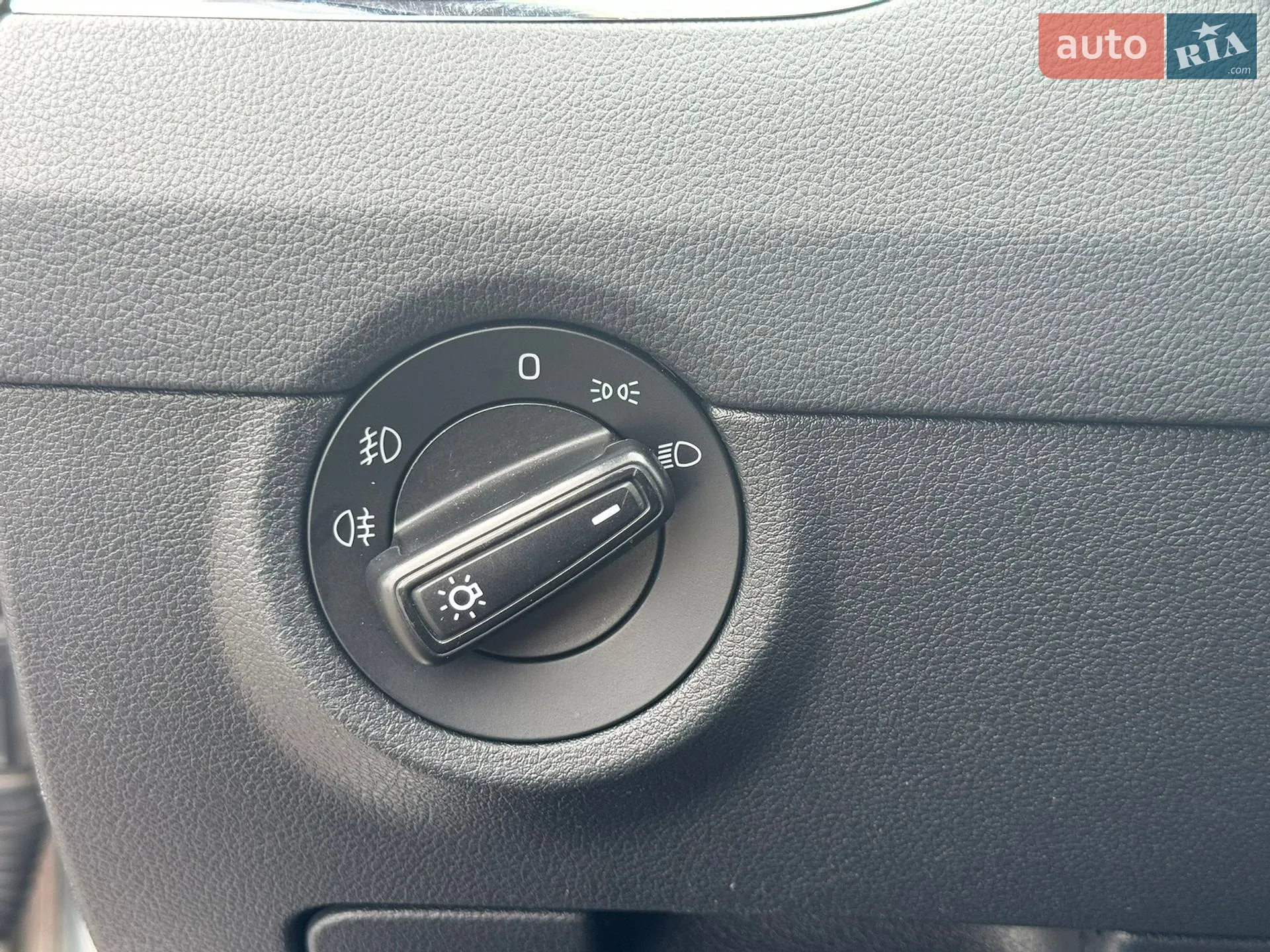 2017 Skoda Octavia - мініатюра 12