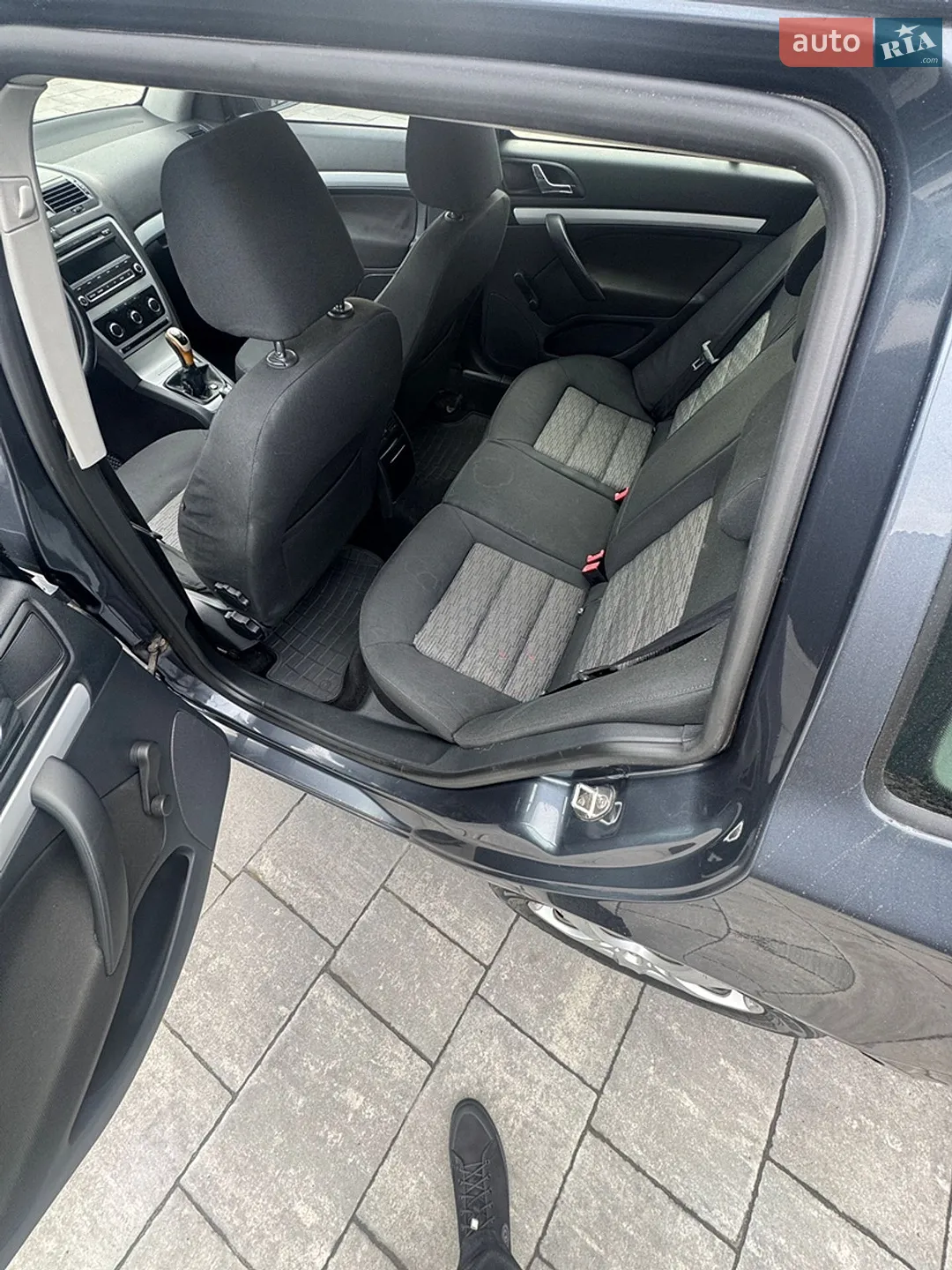 2011 Skoda Octavia - мініатюра 12