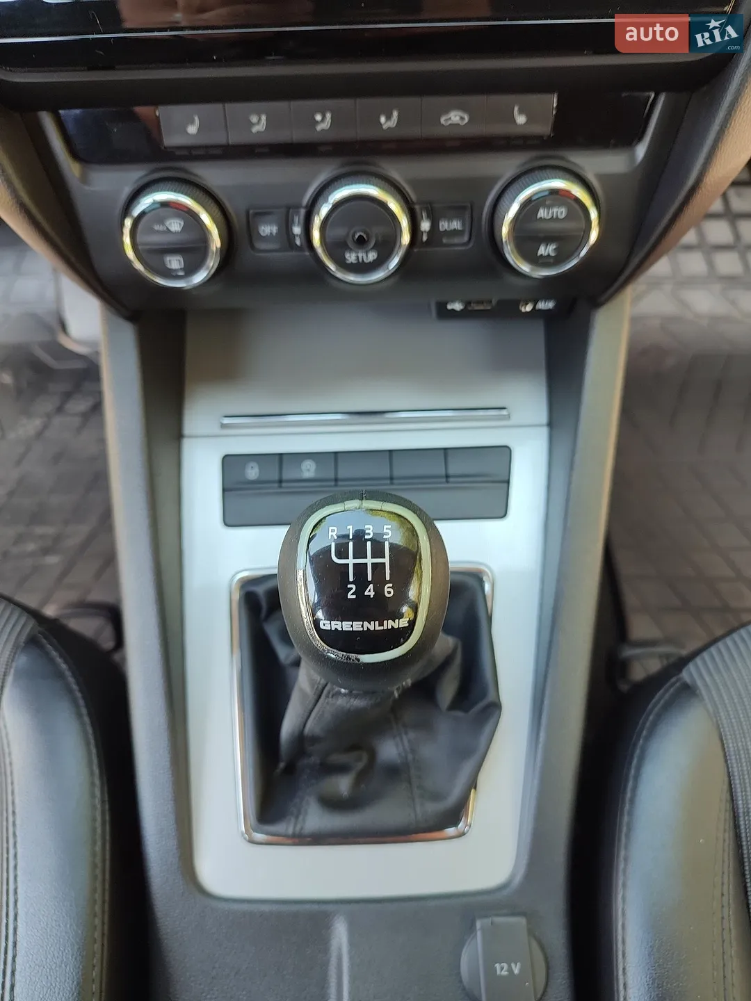 2014 Skoda Octavia - мініатюра 33