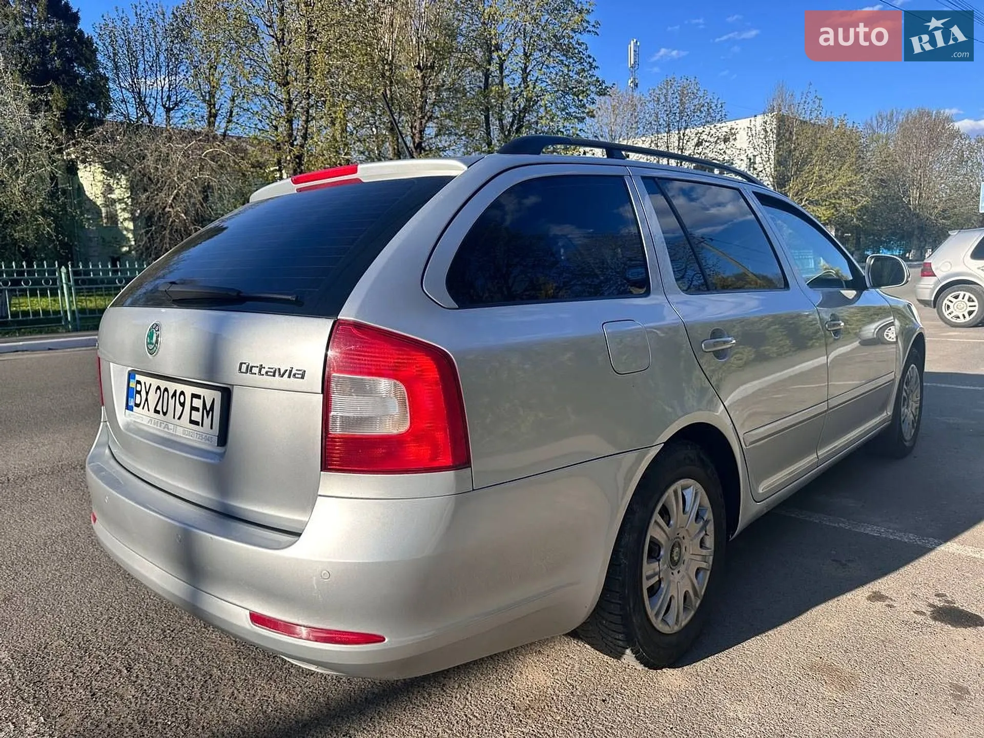2010 Skoda Octavia - мініатюра 3