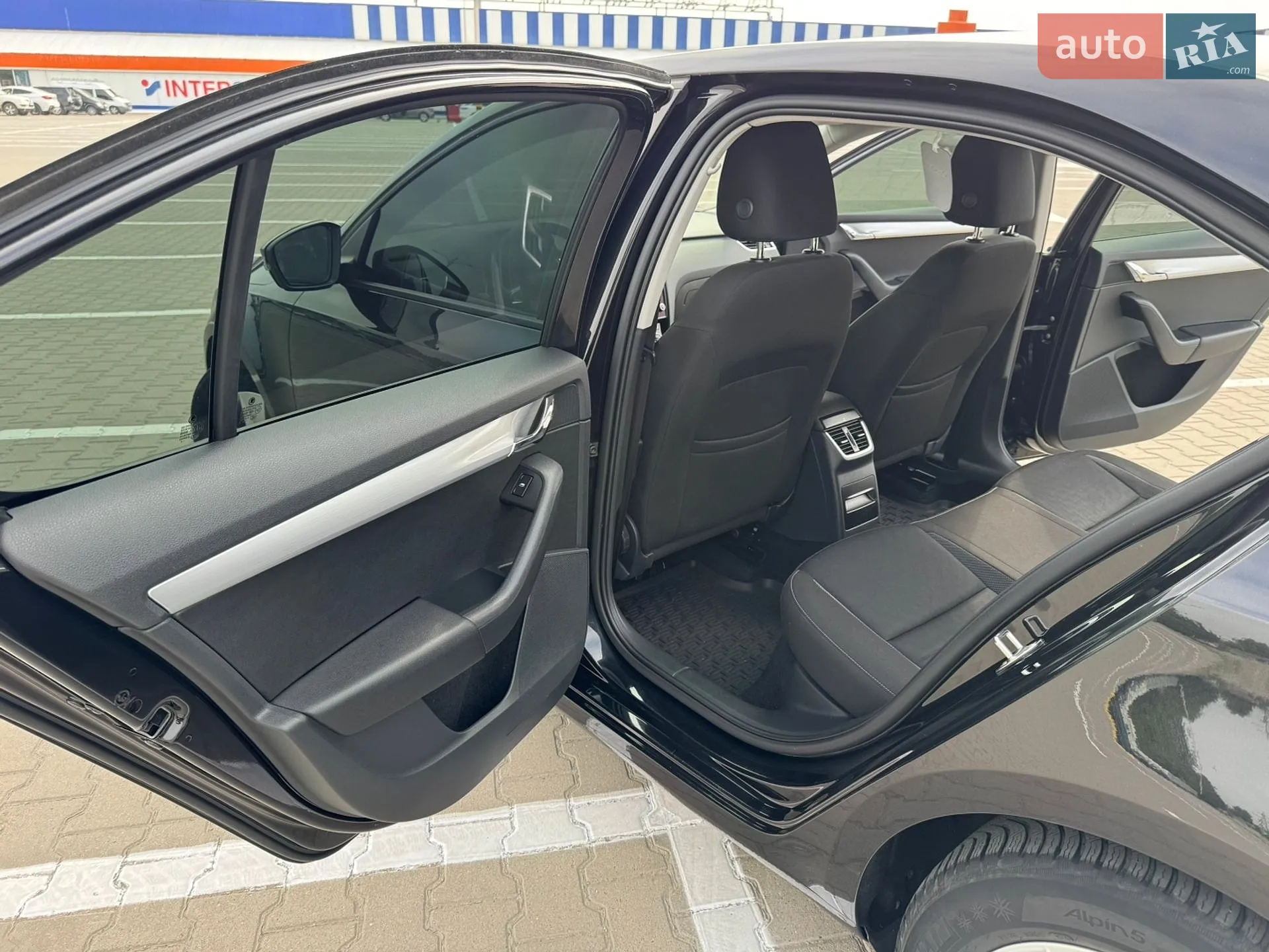 2017 Skoda Octavia - мініатюра 27