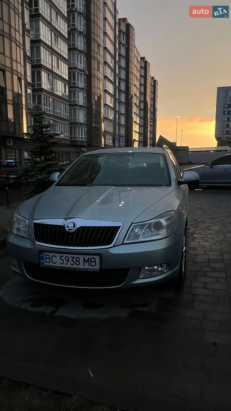 2010 Skoda Octavia - мініатюра 31