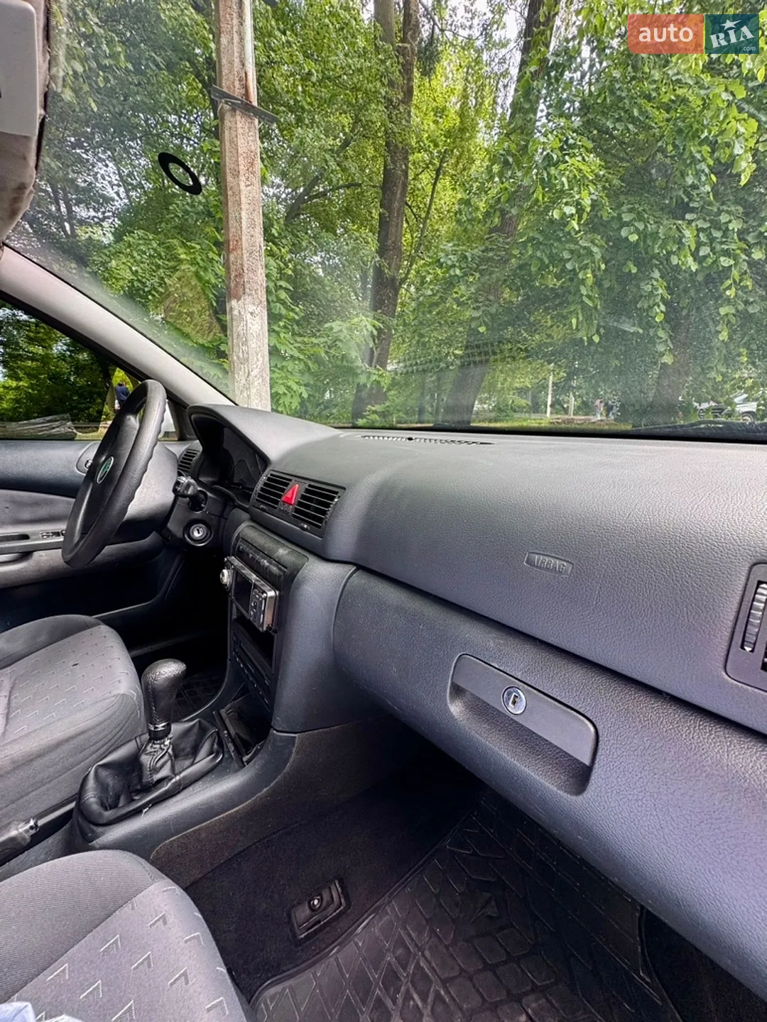 2010 Skoda Octavia - мініатюра 20