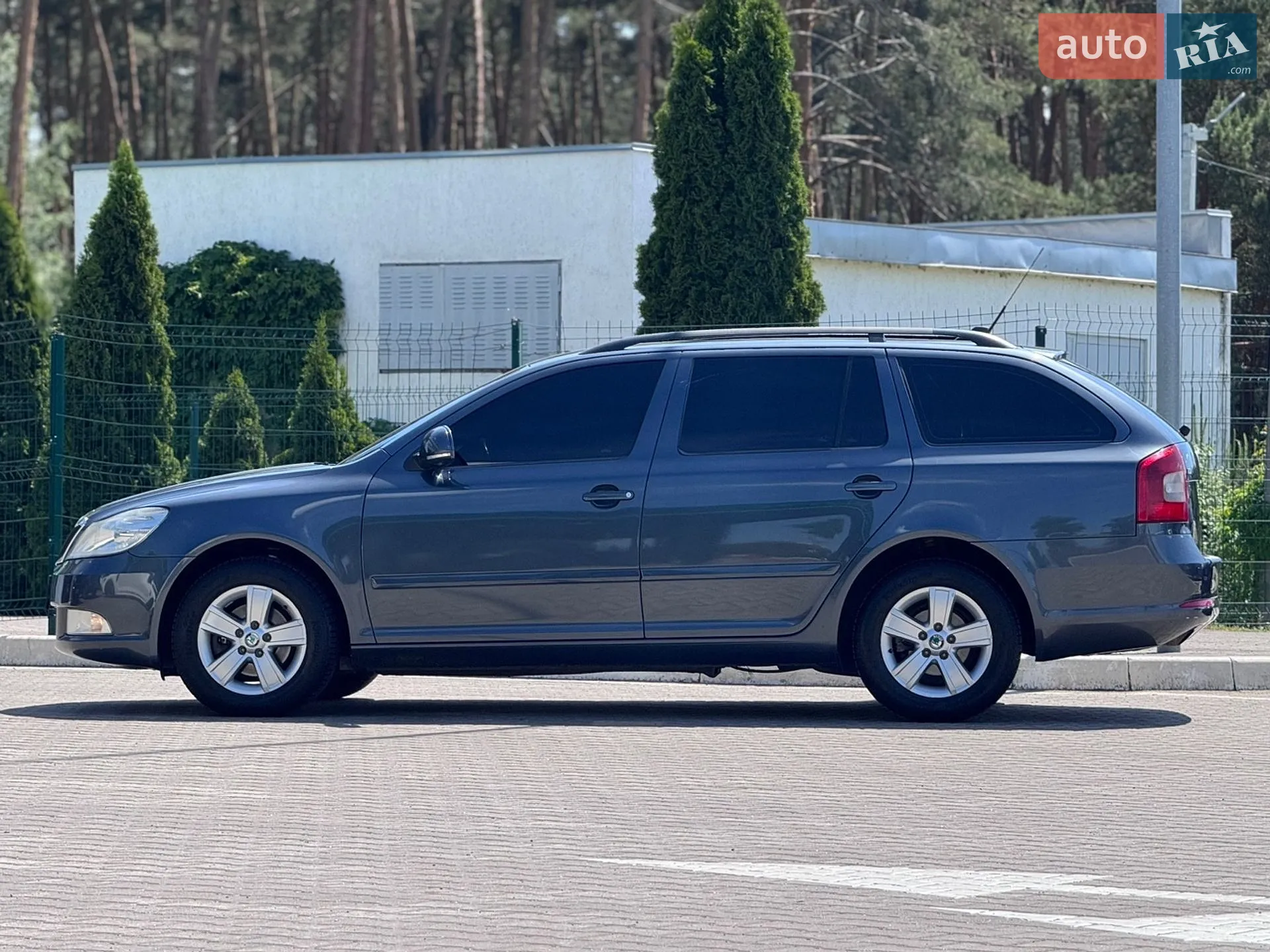 2010 Skoda Octavia - мініатюра 11