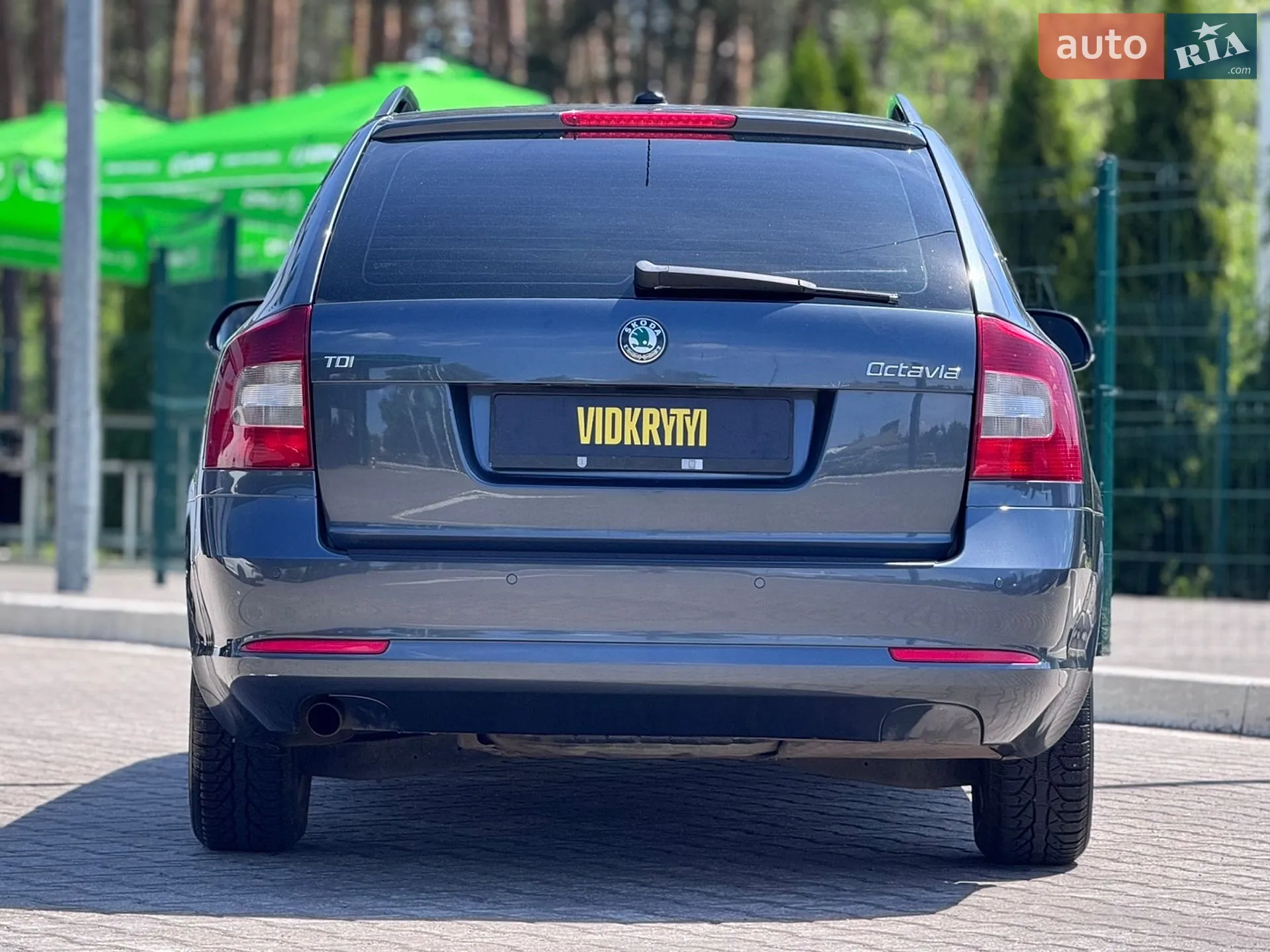 2010 Skoda Octavia - мініатюра 14
