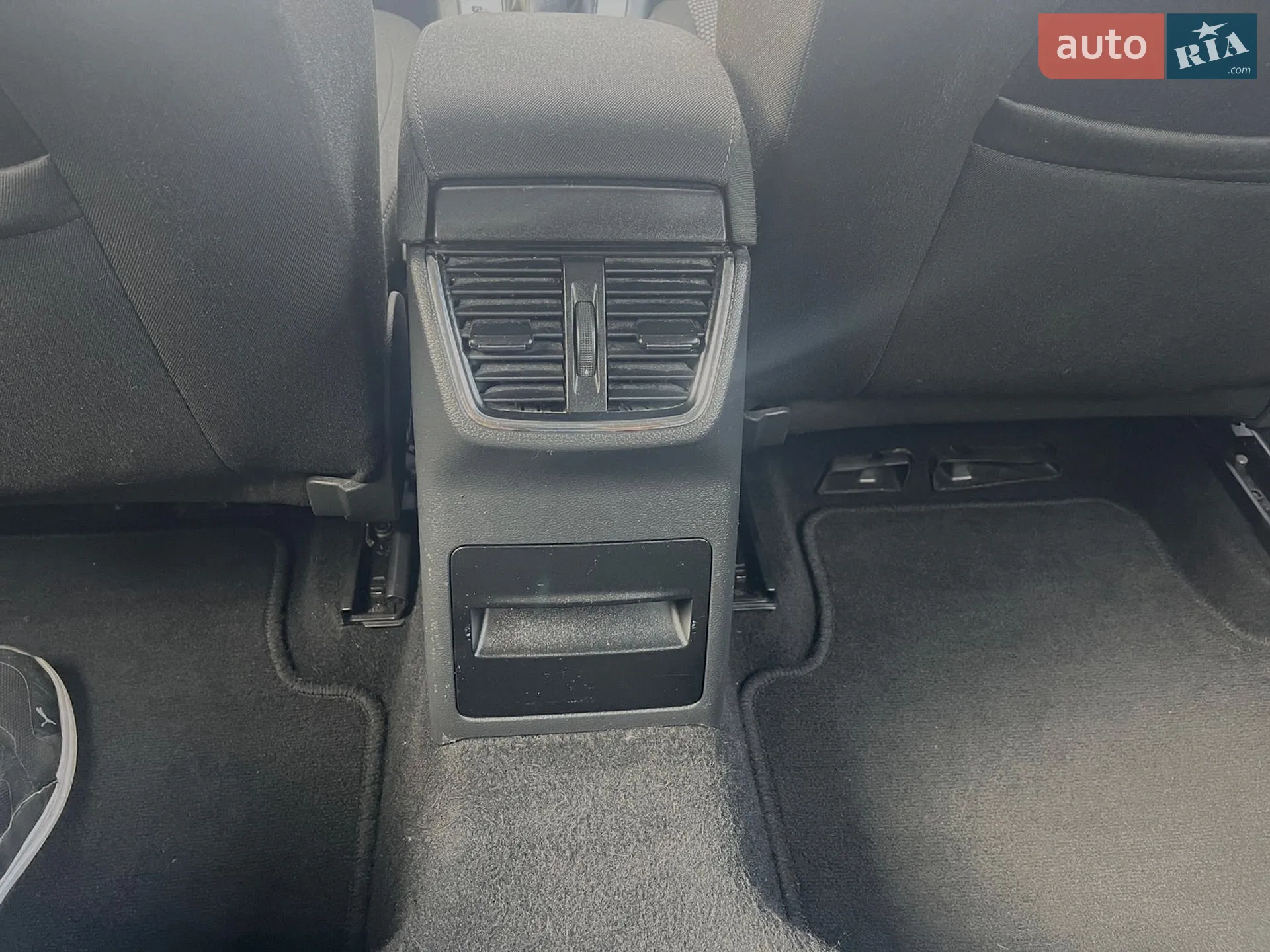 2016 Skoda Octavia - мініатюра 37