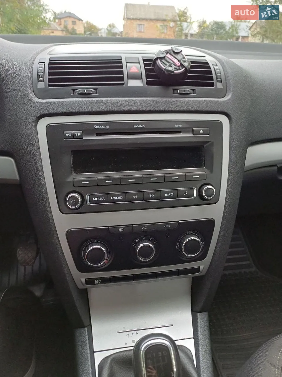 2011 Skoda Octavia - мініатюра 7