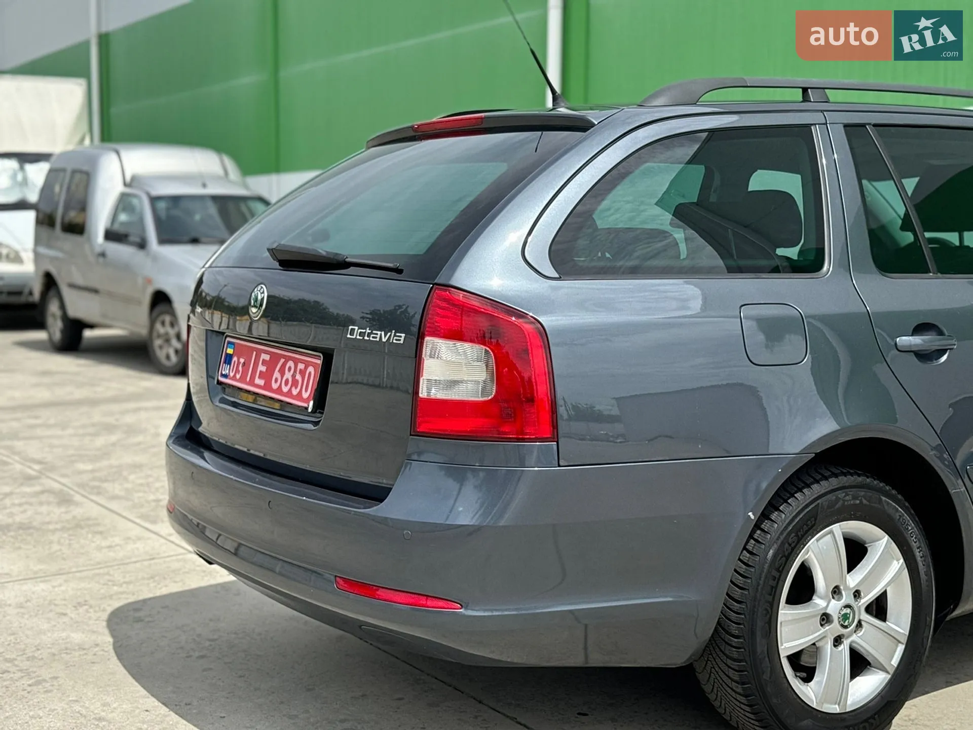 2010 Skoda Octavia - мініатюра 15