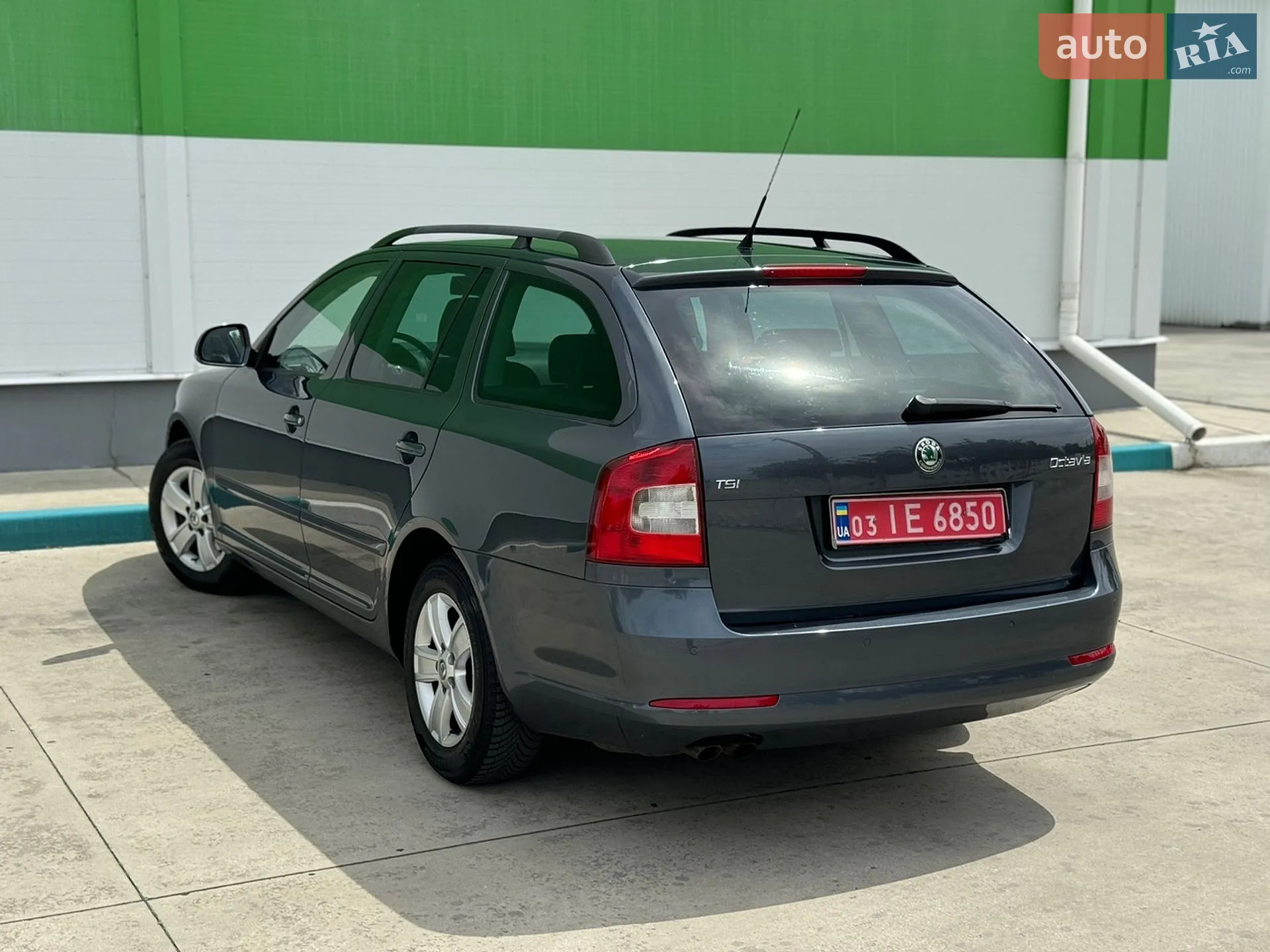 2010 Skoda Octavia - мініатюра 21