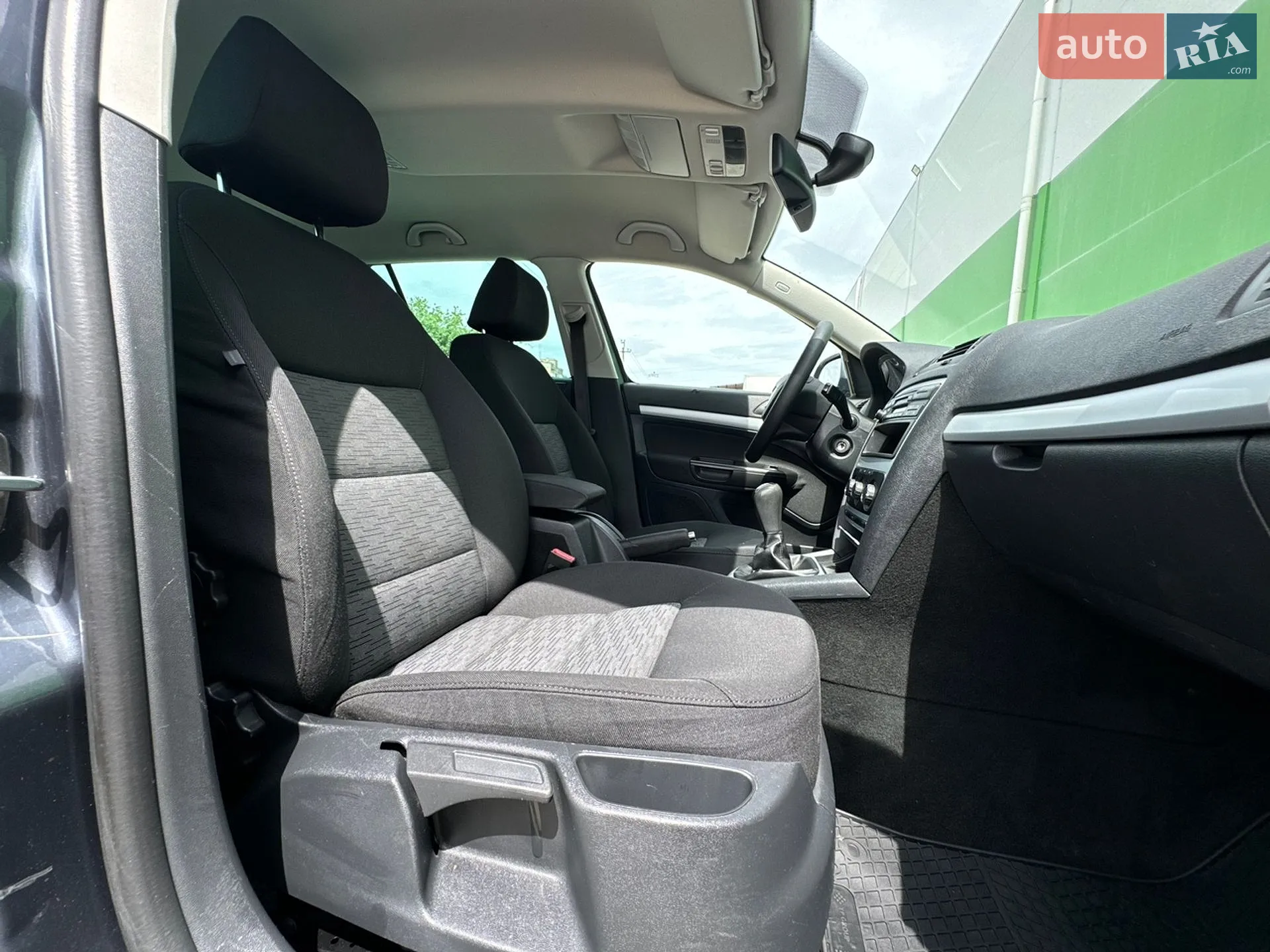 2010 Skoda Octavia - мініатюра 37