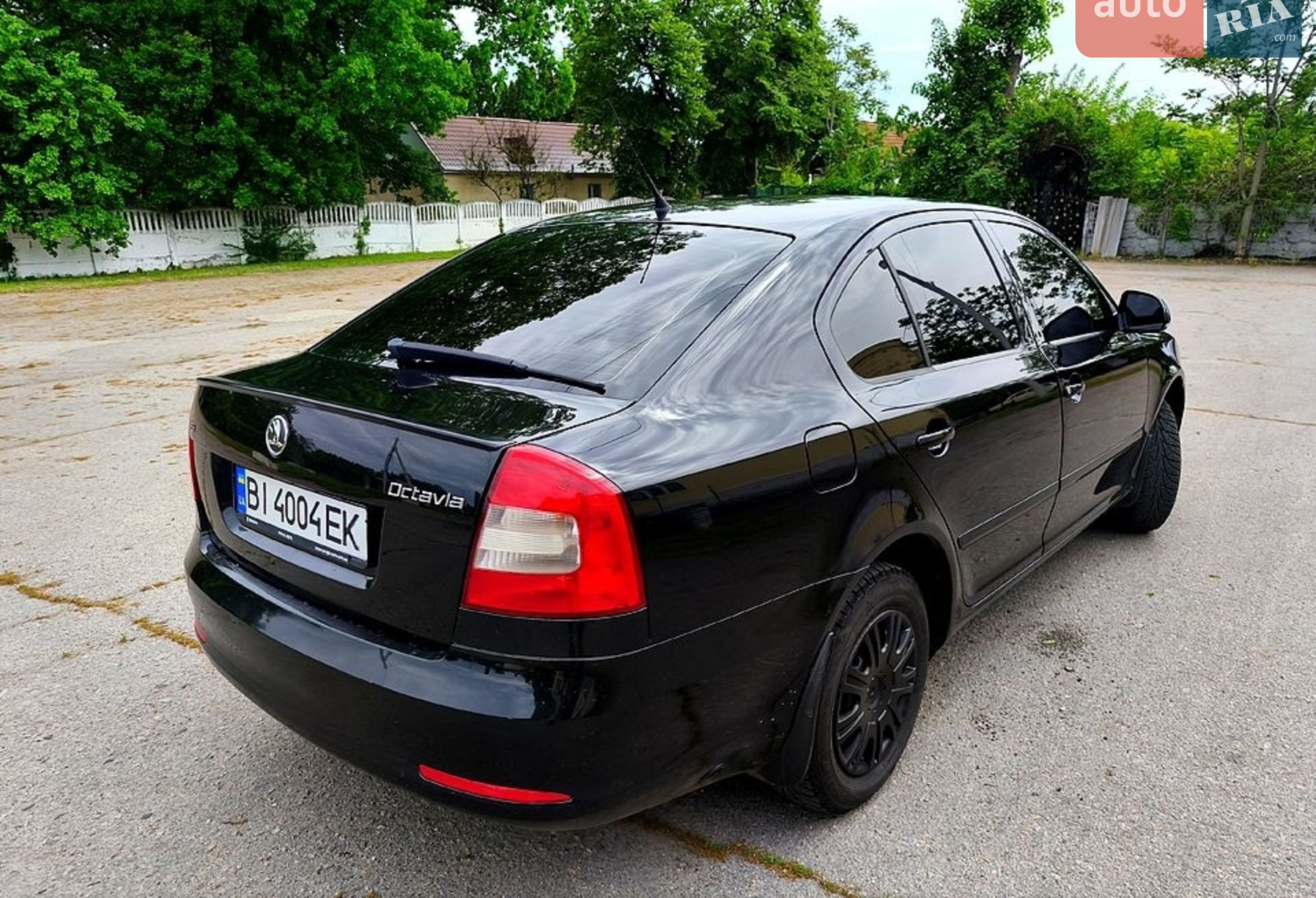 2010 Skoda Octavia - мініатюра 2