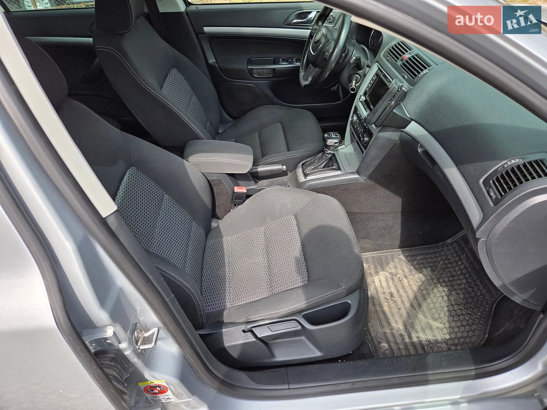 2011 Skoda Octavia - мініатюра 19
