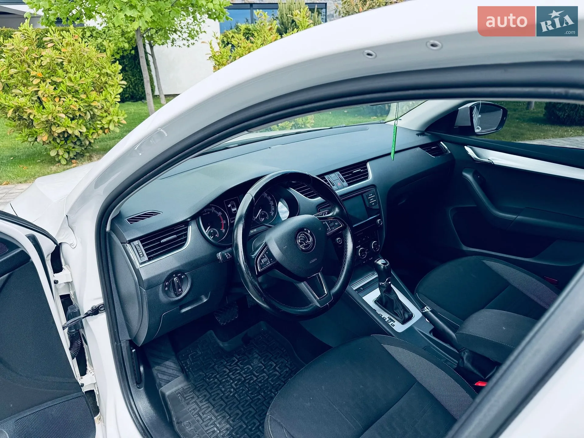 2017 Skoda Octavia - мініатюра 7