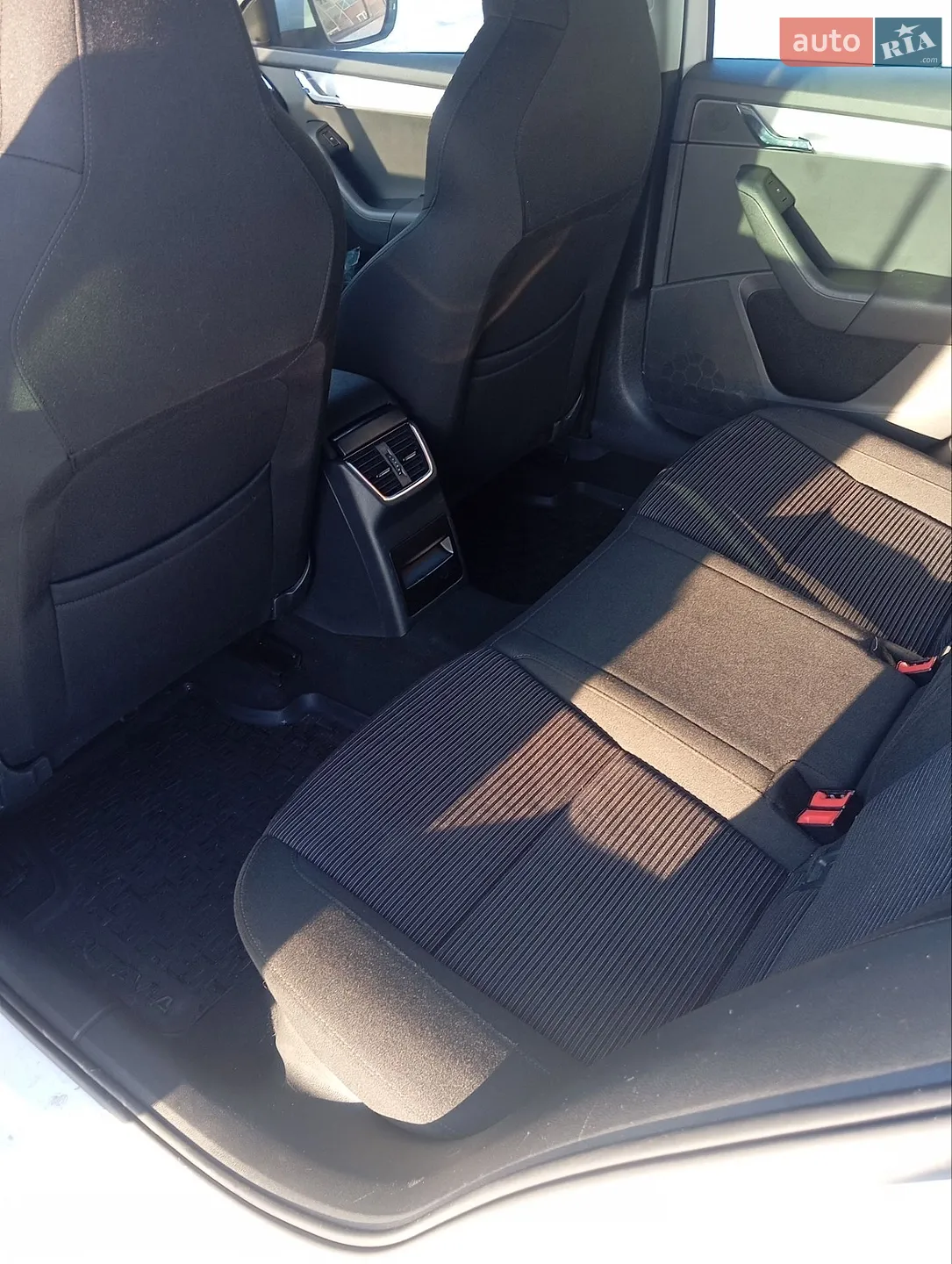 2015 Skoda Octavia - мініатюра 10