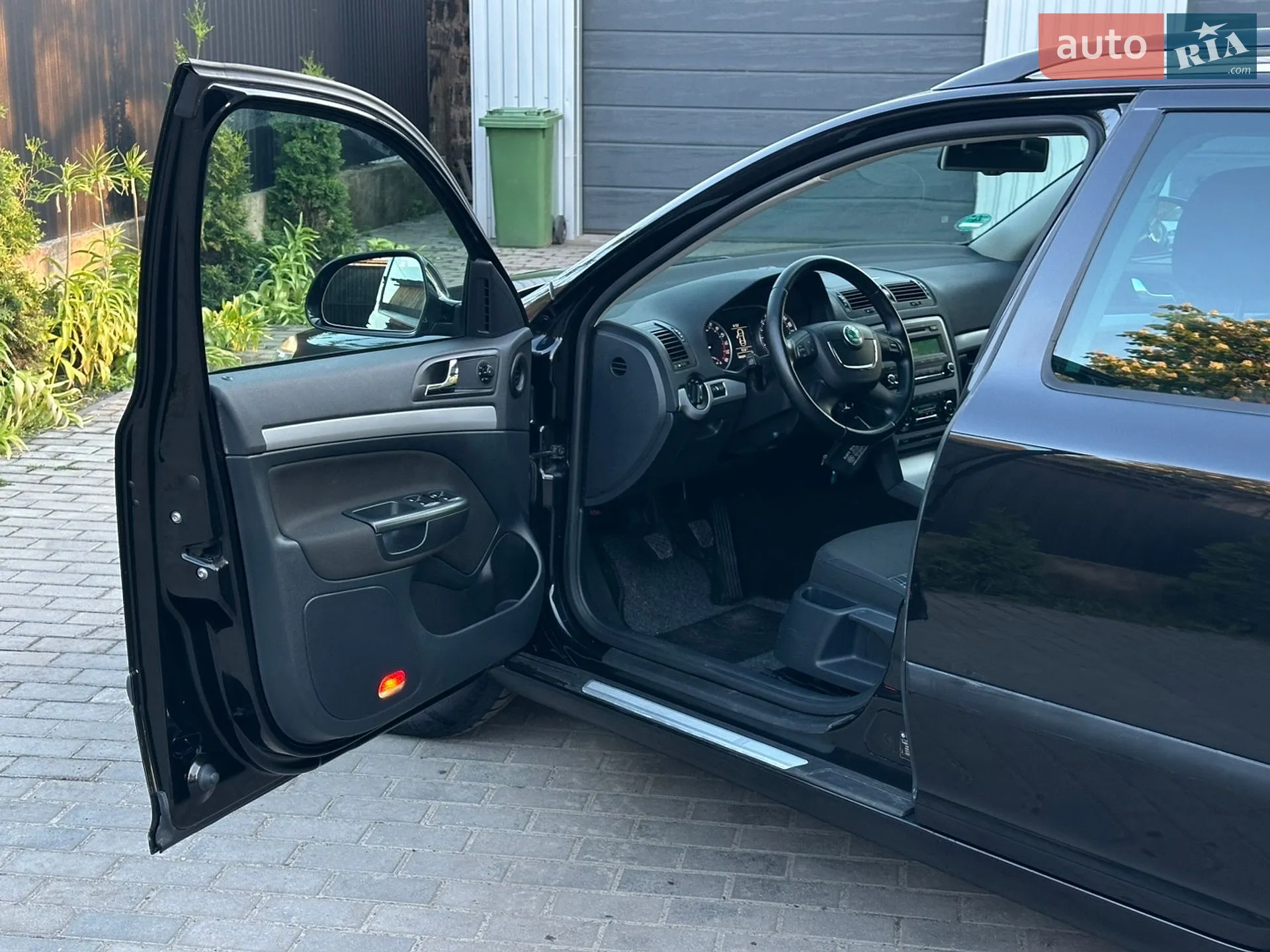 2012 Skoda Octavia - мініатюра 33