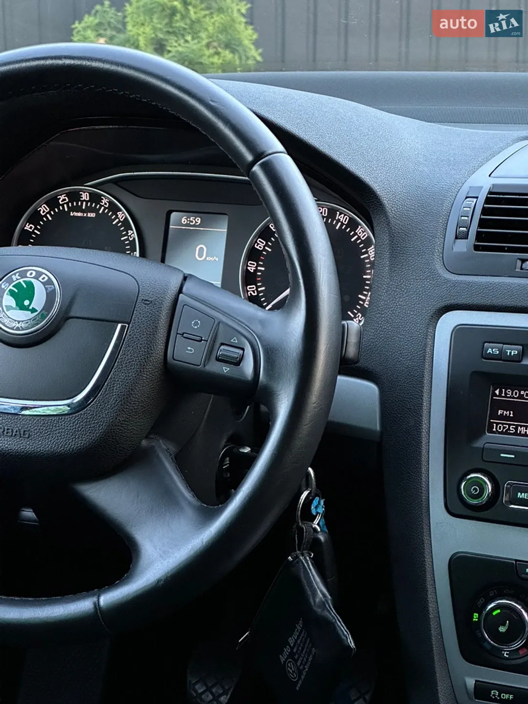 2012 Skoda Octavia - мініатюра 48
