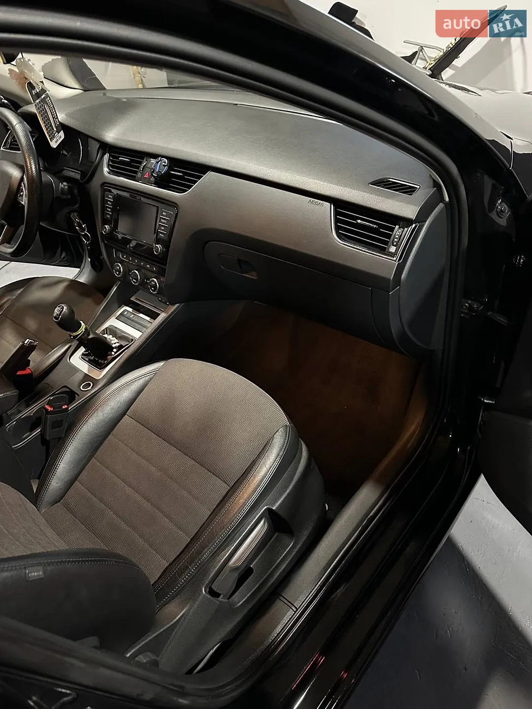 2015 Skoda Octavia - мініатюра 12