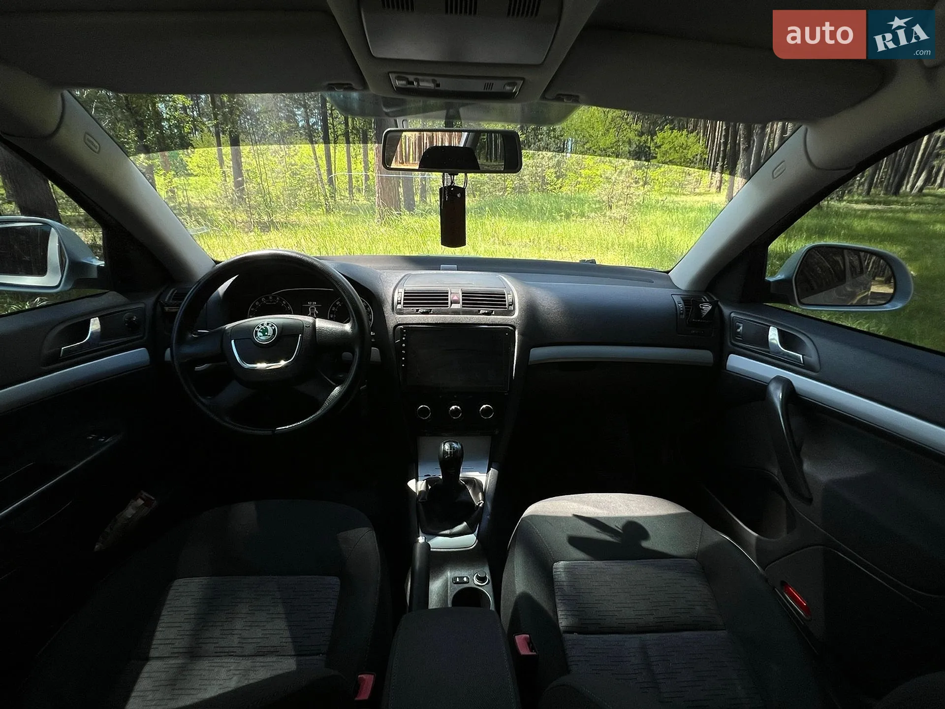 2010 Skoda Octavia - мініатюра 5