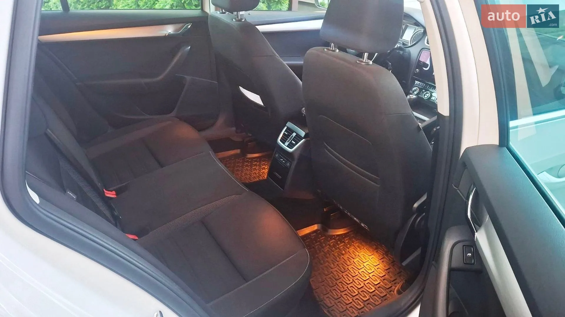 2018 Skoda Octavia - мініатюра 23