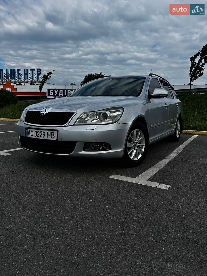 2010 Skoda Octavia - мініатюра 15