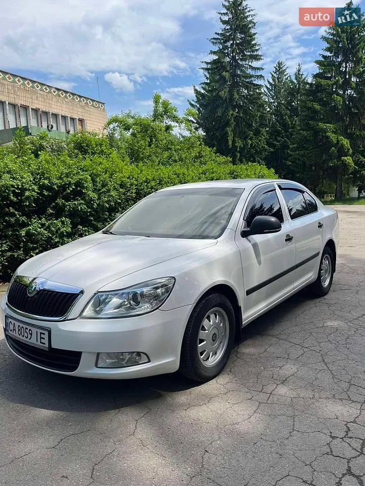 2011 Skoda Octavia - мініатюра 53